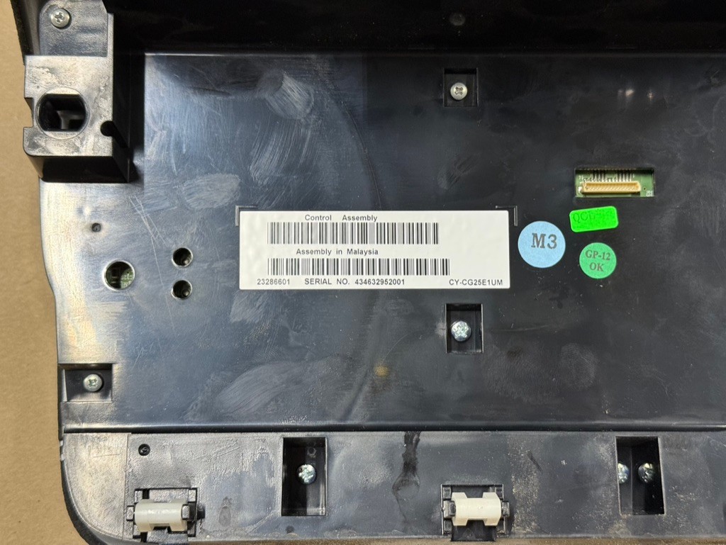 2015 Chevrolet Camaro SS MyLink Premium Radio Face Plate GM - OEM