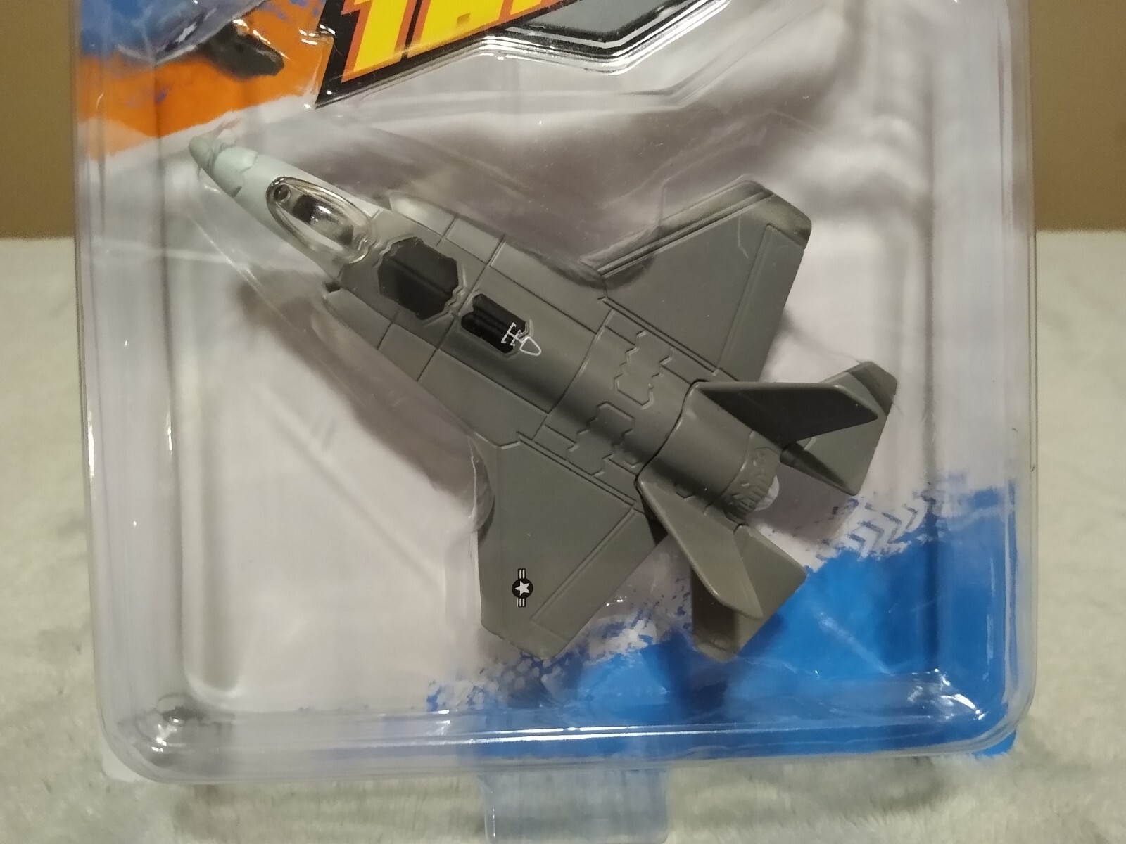 F-35 Lightning Fighter Jet Die-Cast Model From Maisto Tailwinds