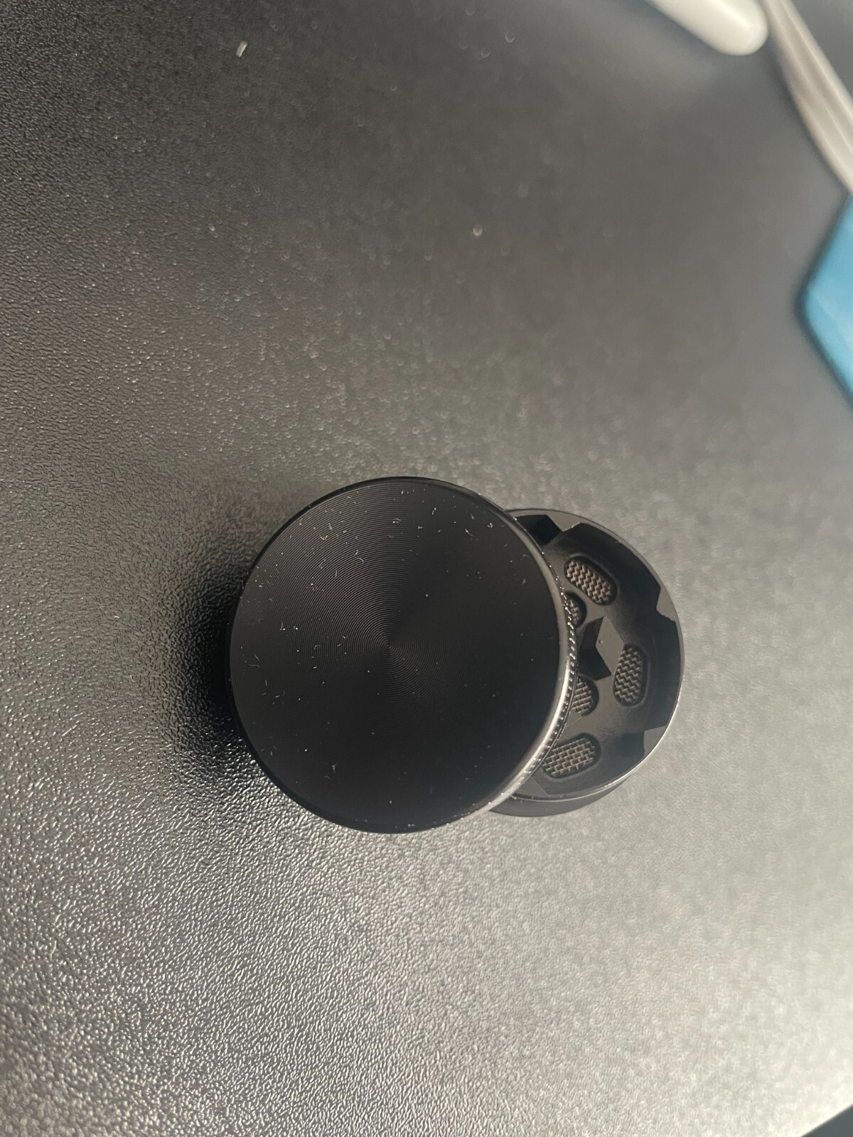 NEW Mini Grinder Crusher Tobacco Herb Spice Metal Alloy Portable 3 Chamber Roll