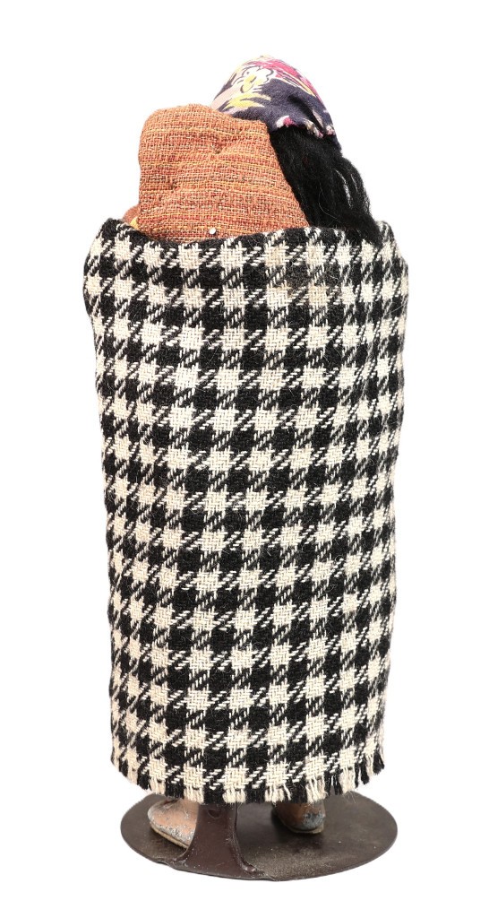 Winnebago Mother and Papoose Doll By Kate Mike ca. 1960 Size 8" H x 2.375" L