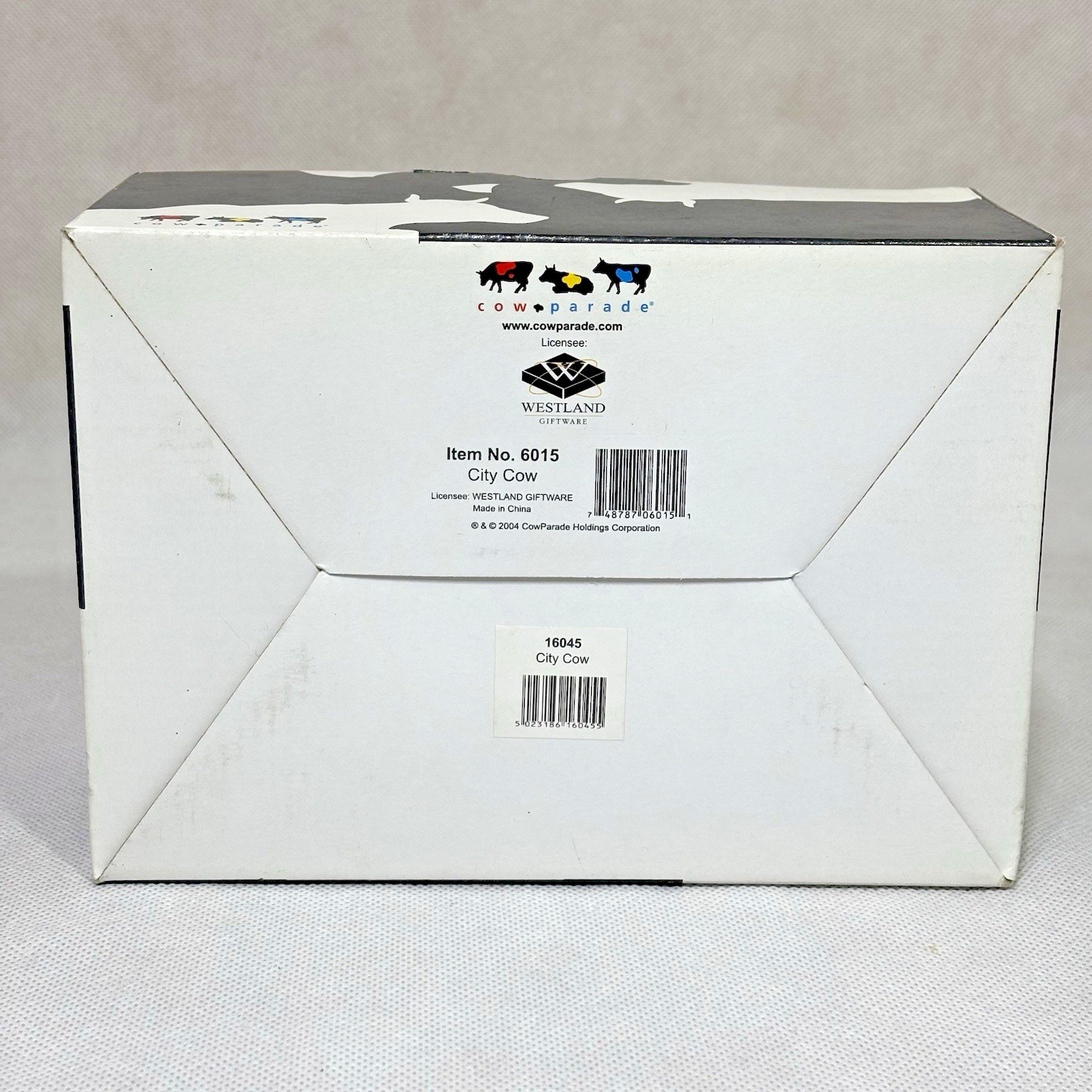 Cow Parade #6015 City Cow 2004 Westland Giftware Figurine with Box & Tag