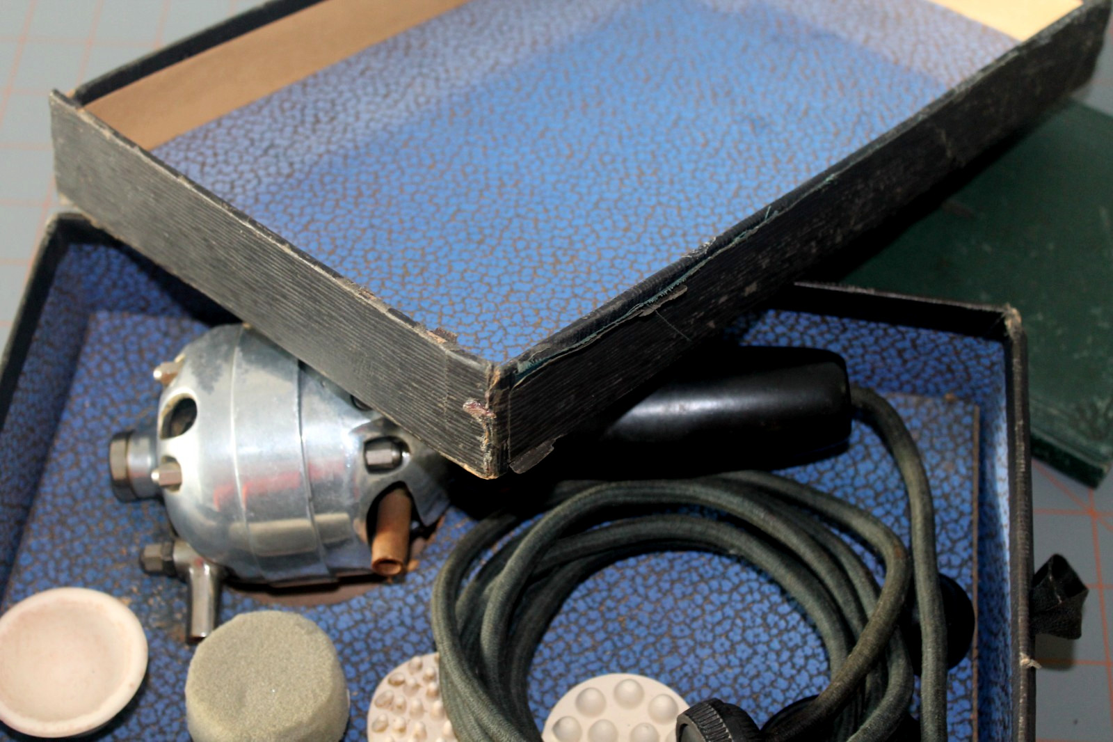 Antic Hamilton Beach Vibrator Machine 1902