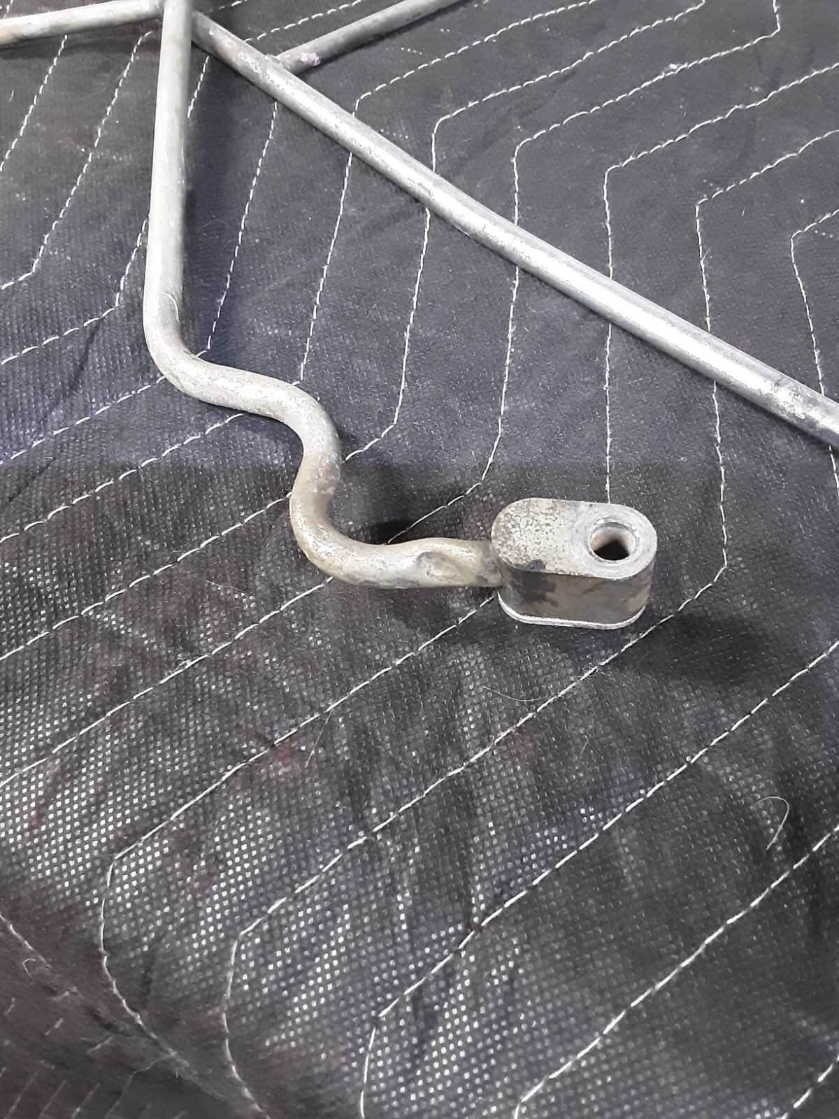 OEM GM 5.3 5.7 6.0 6.2 STEAM PORT TUBE COOLANT CROSSOVER LS SCRATCH & DENT