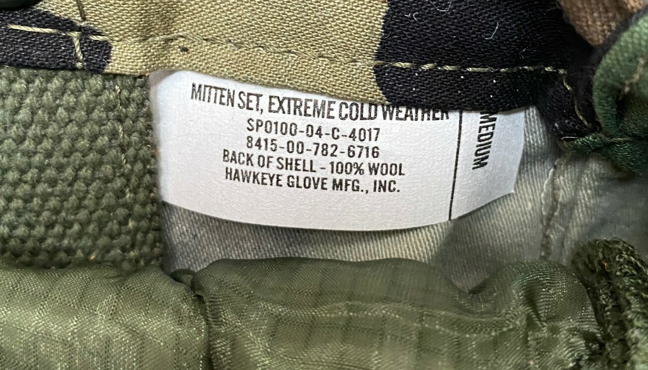 USGI Extreme Cold Weather Mitten Set Woodland Camo Medium