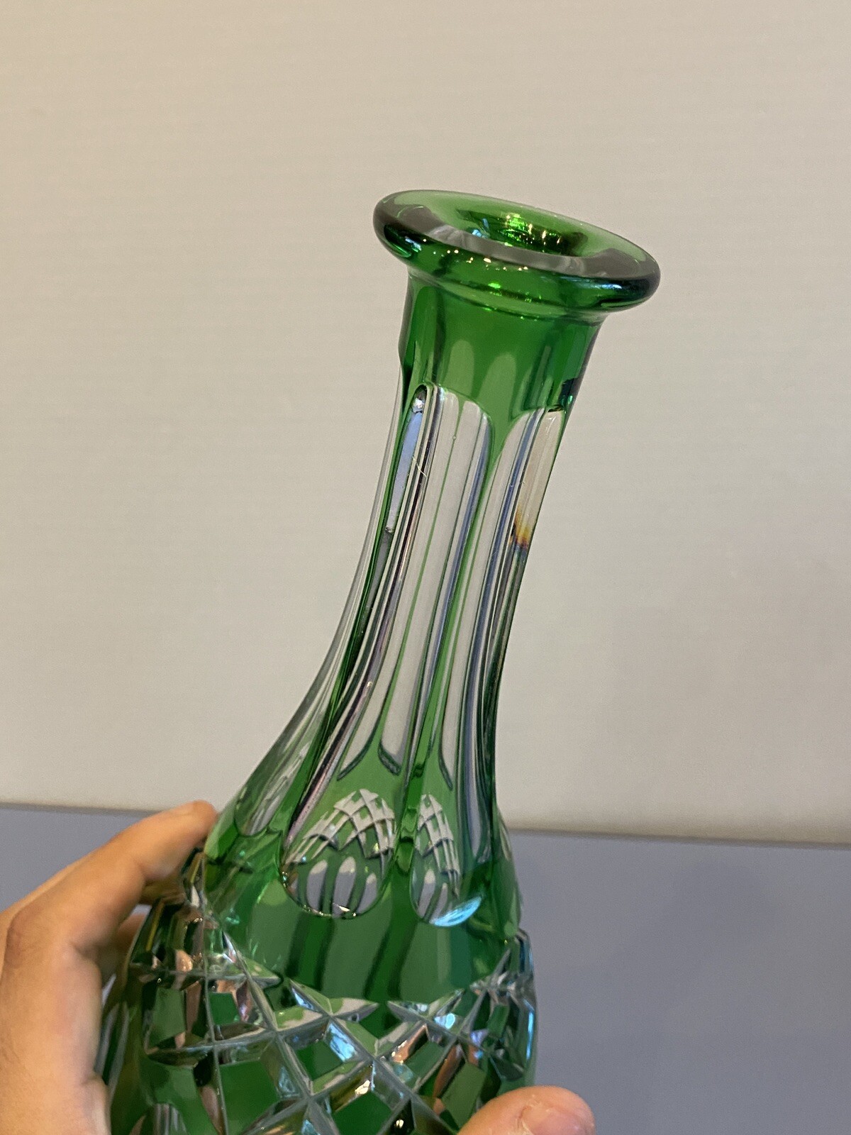 STUNNING VTG Emerald Green Cut To Clear Crystal Decanter W/Stopper 15.25"H