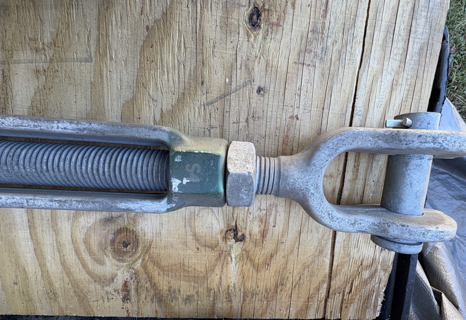 Green Pin Turnbuckle 1 1/2” x 24” Turnbuckle, eye-jaw end-fitting, 9.71 Ton load