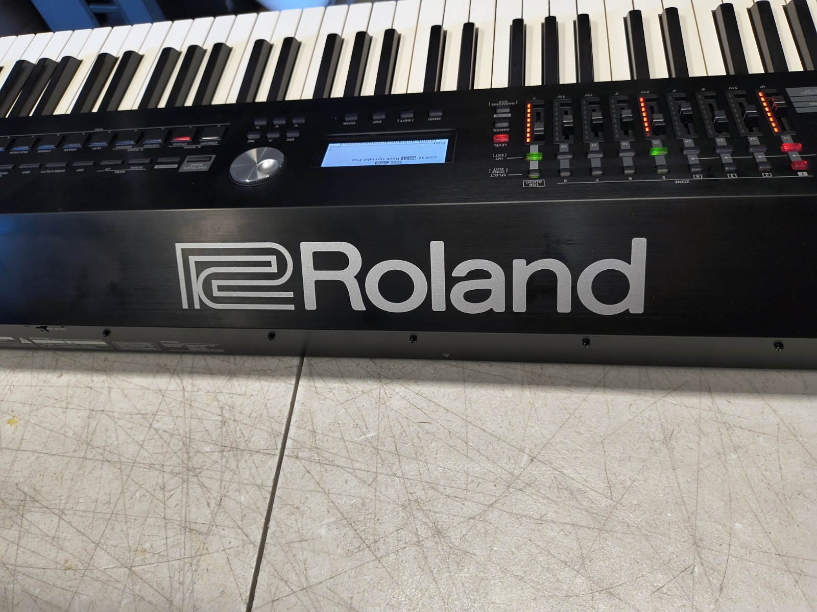 Roland RD-2000 EX digital stage piano in black, used with issues