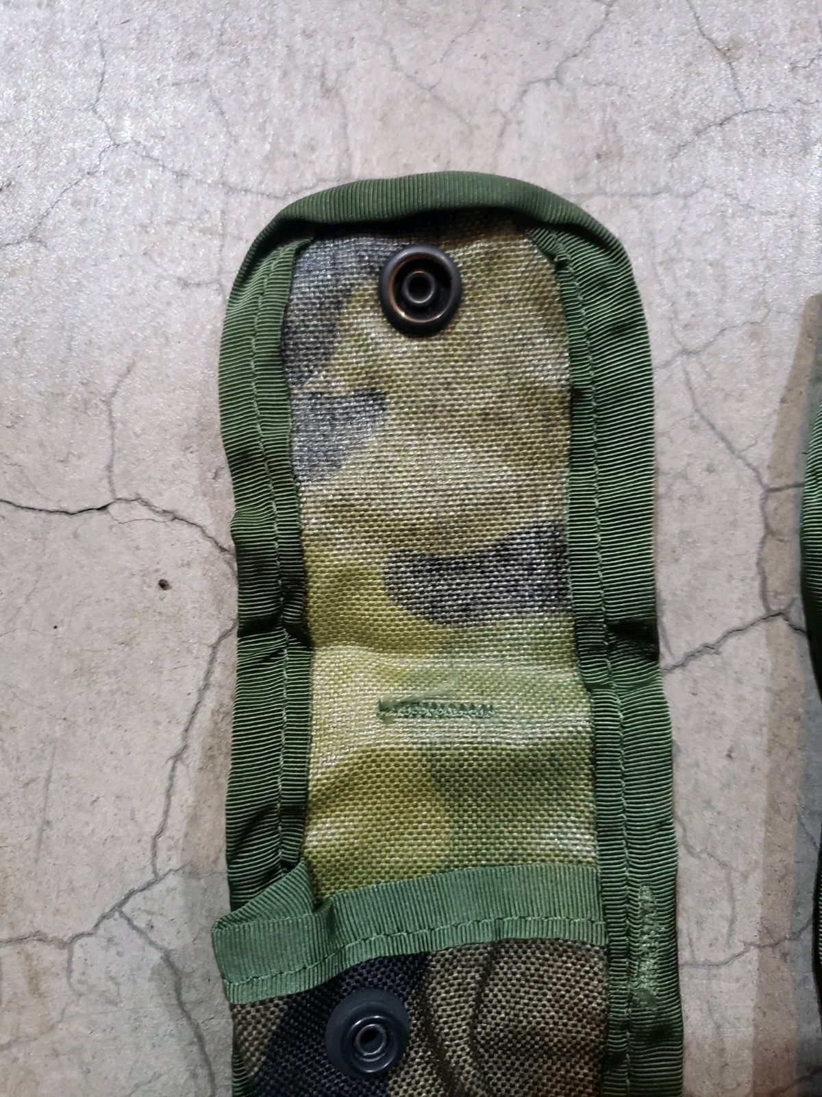 (1) USGI 9mm Pistol Mag Magazine Pouch Utility M81 Woodland Camo SDS MOLLE