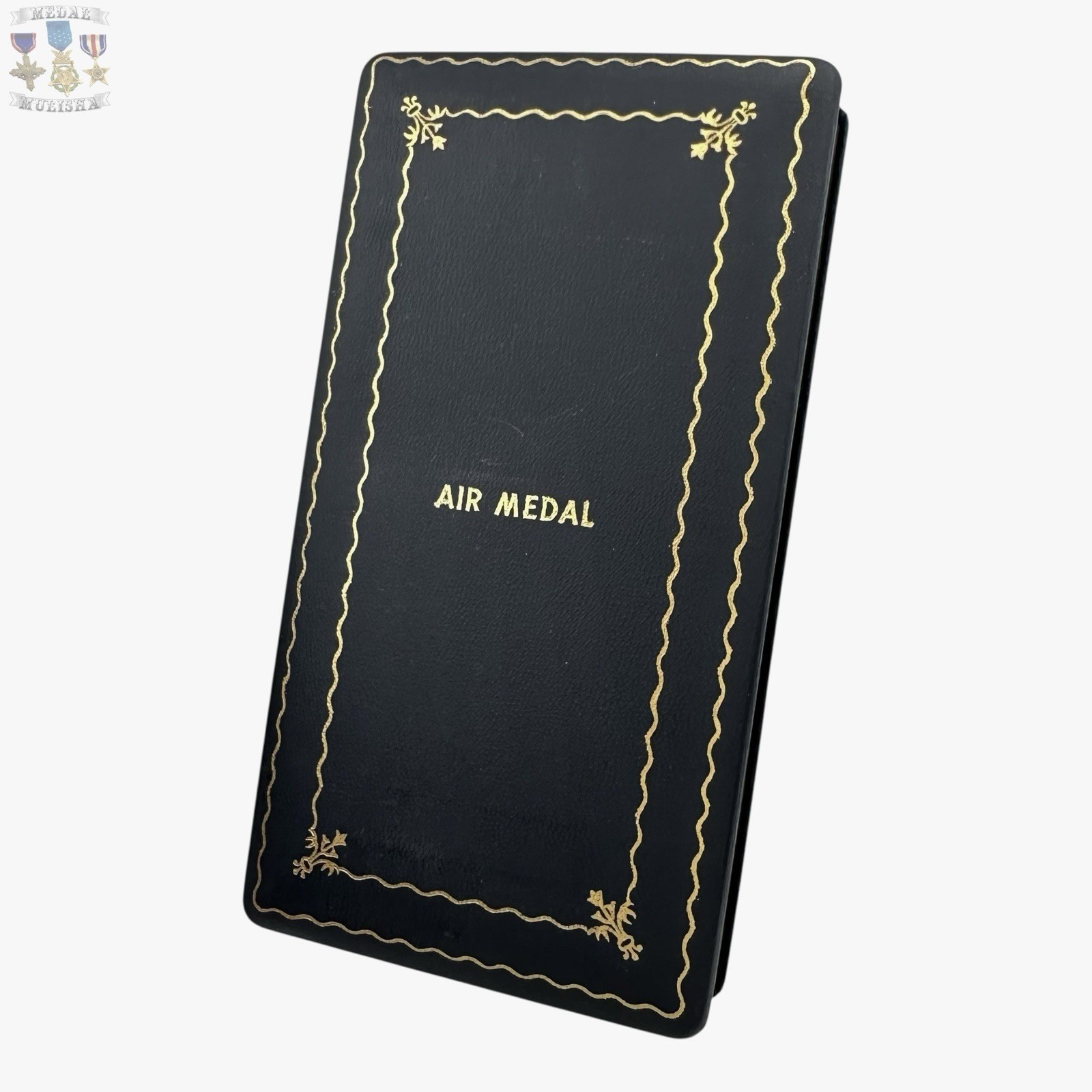 WWII ARMY AIR CORPS AIR MEDAL RIBBON BAR LAPEL PIN CASE OAK LEAF CLUSTERS WW2