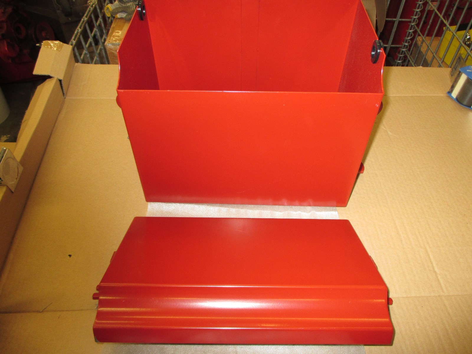 FARMALL M-MD-MV-SM-W6-WD  BATTERY BOX NEW REPRODUCTION 51707D, 51713DXB