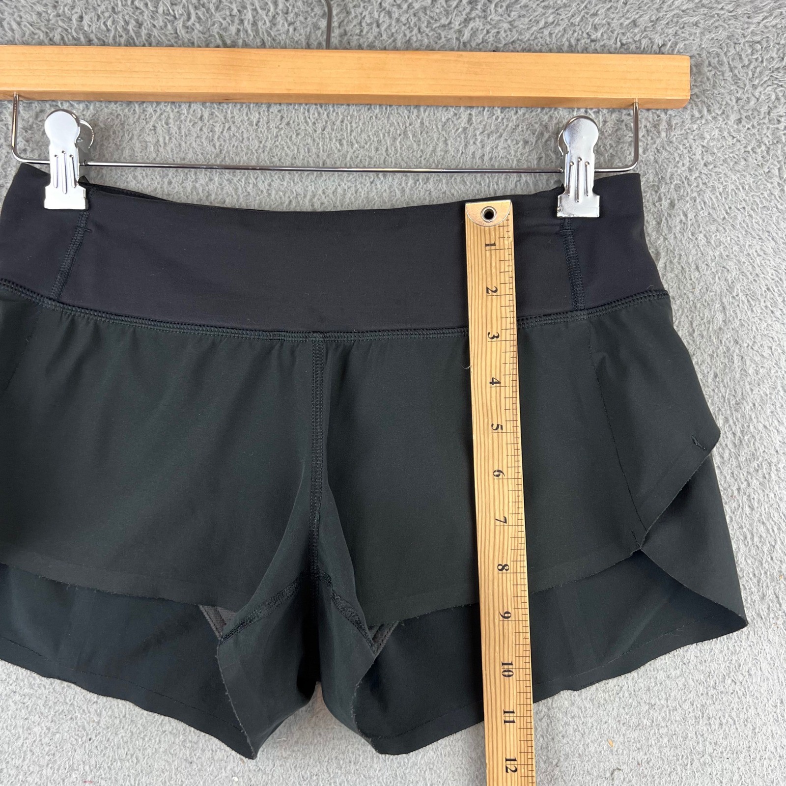 Lululemon Speed Up Black Running Shorts Women's Size 4