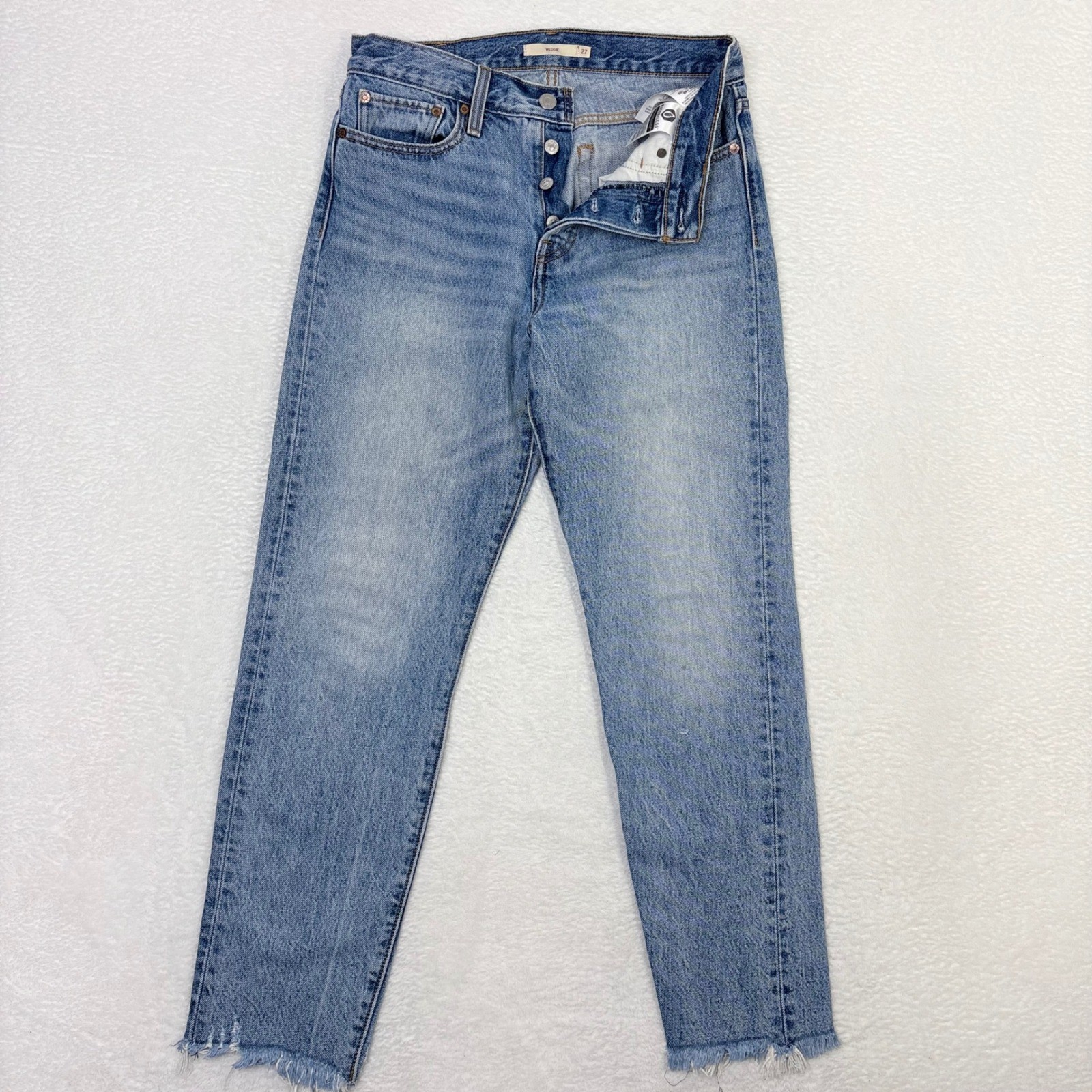 Levis Wedgie Straight Jeans Light Wash Raw Hem Womens 27 High Rise 100% Cotton
