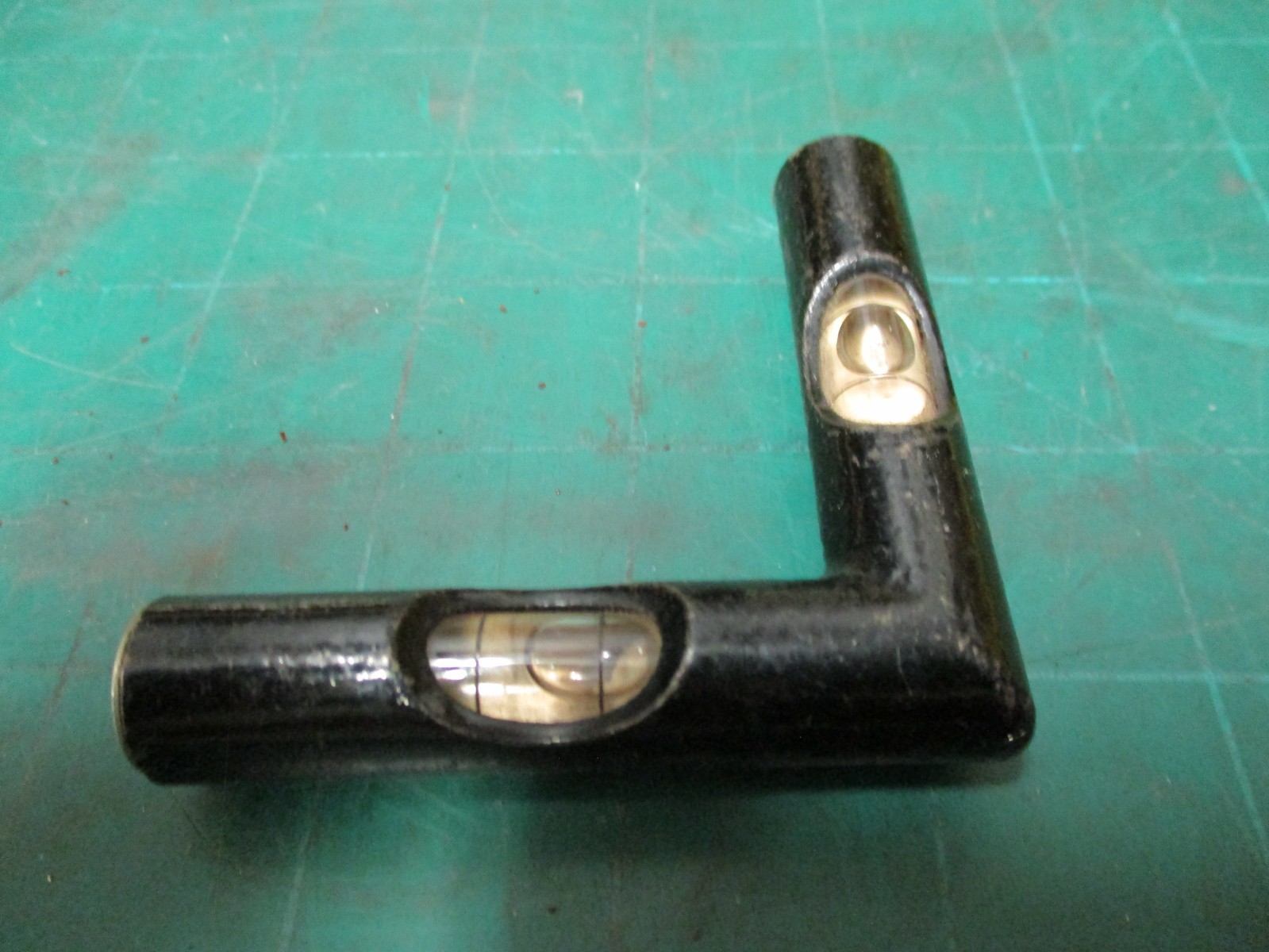 MACHINIST TOOLS * CROSS TEST LEVEL * STARRETT * 136