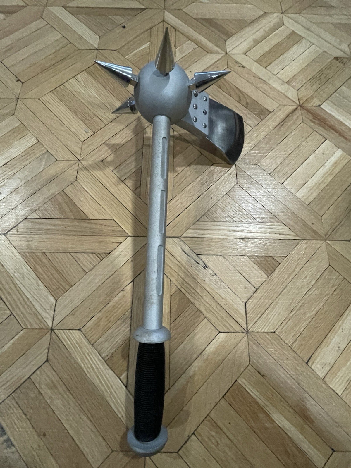 SPACE MACE medieval weapon Axe designed by Tom Anderson Master Cutlery, Inc. 19”