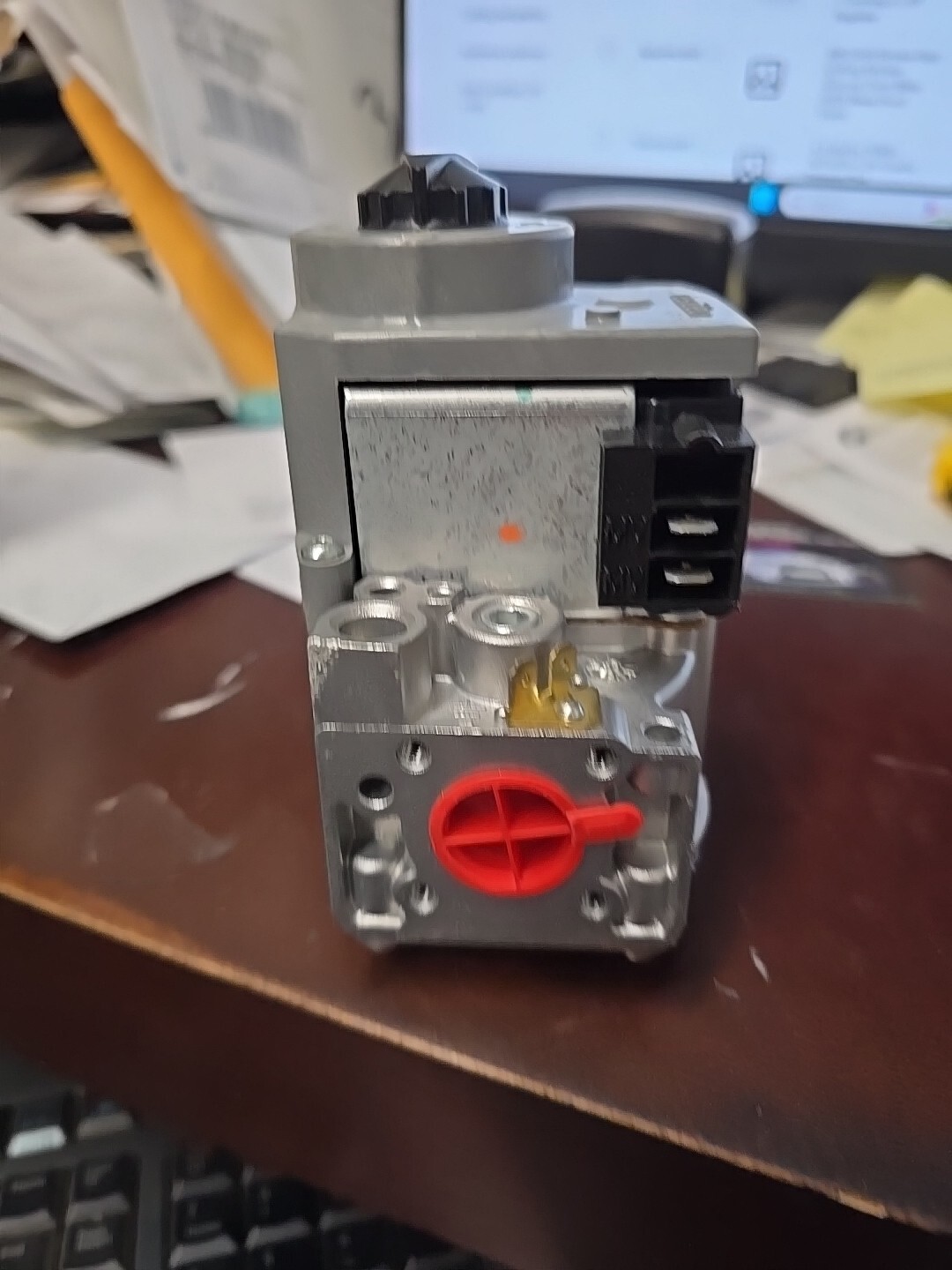 Honeywell Resideo Furnace Control Gas Valve Replaces VR8205M2948 VR8205M 2948