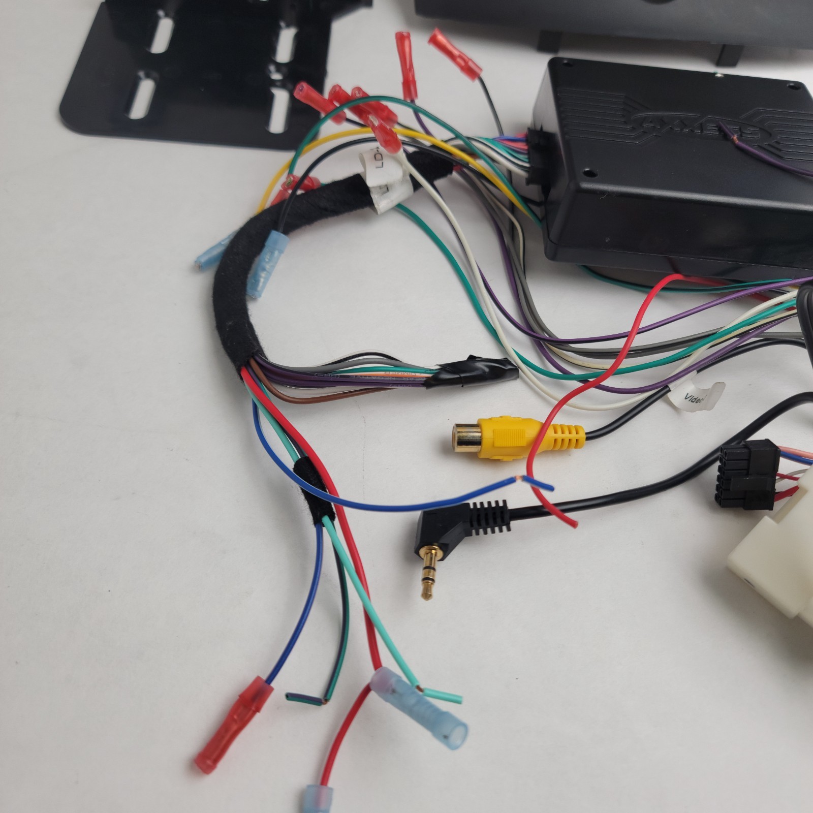 Metra 99-6514B Single or Double DIN Dash Kit for select Dodge Charger 2011-2014