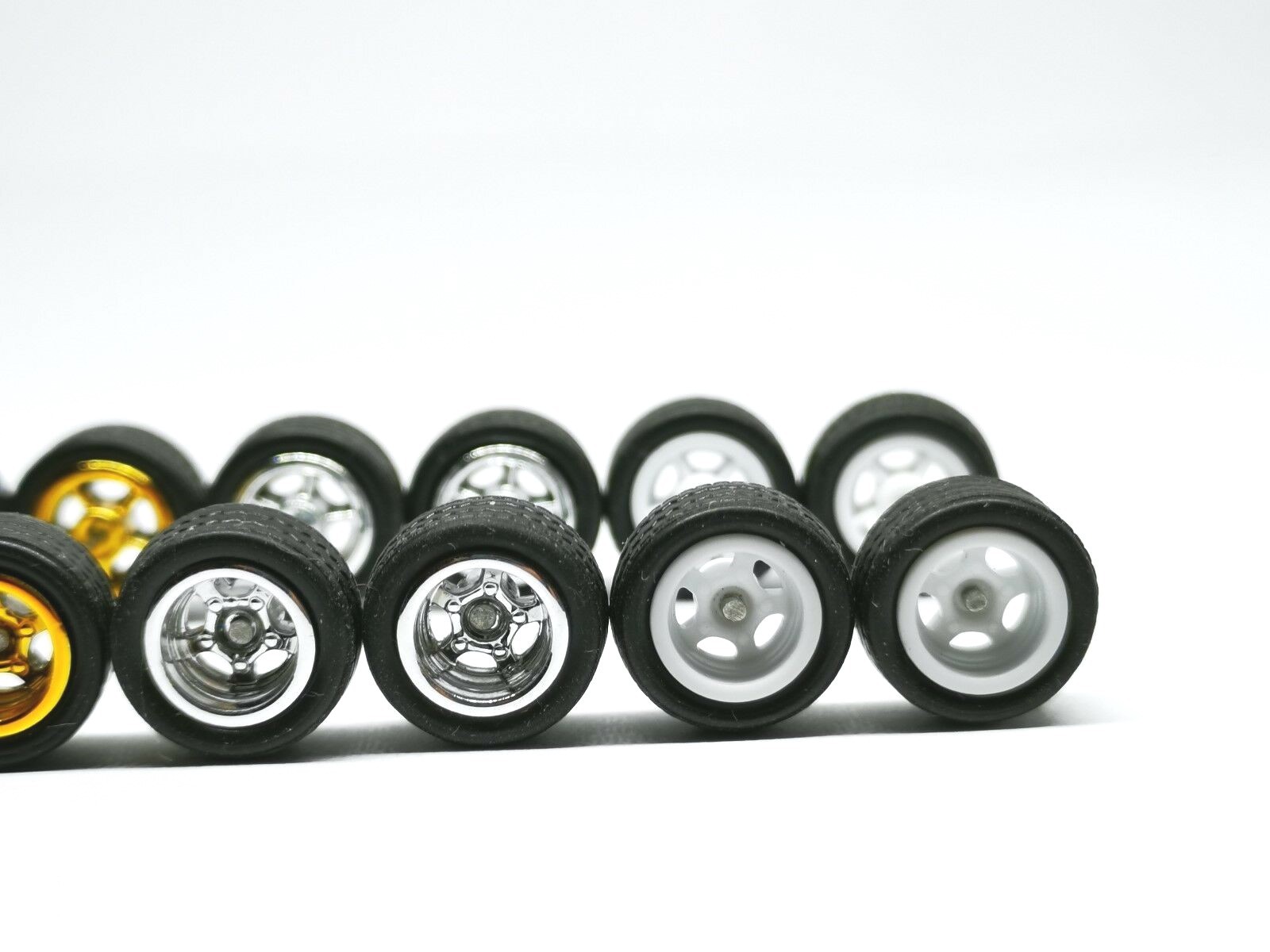 Hot Wheels 5 Spoke Long Axle Rubber Tire - 10 sets JDM (Chrome) 10 mm 1:64