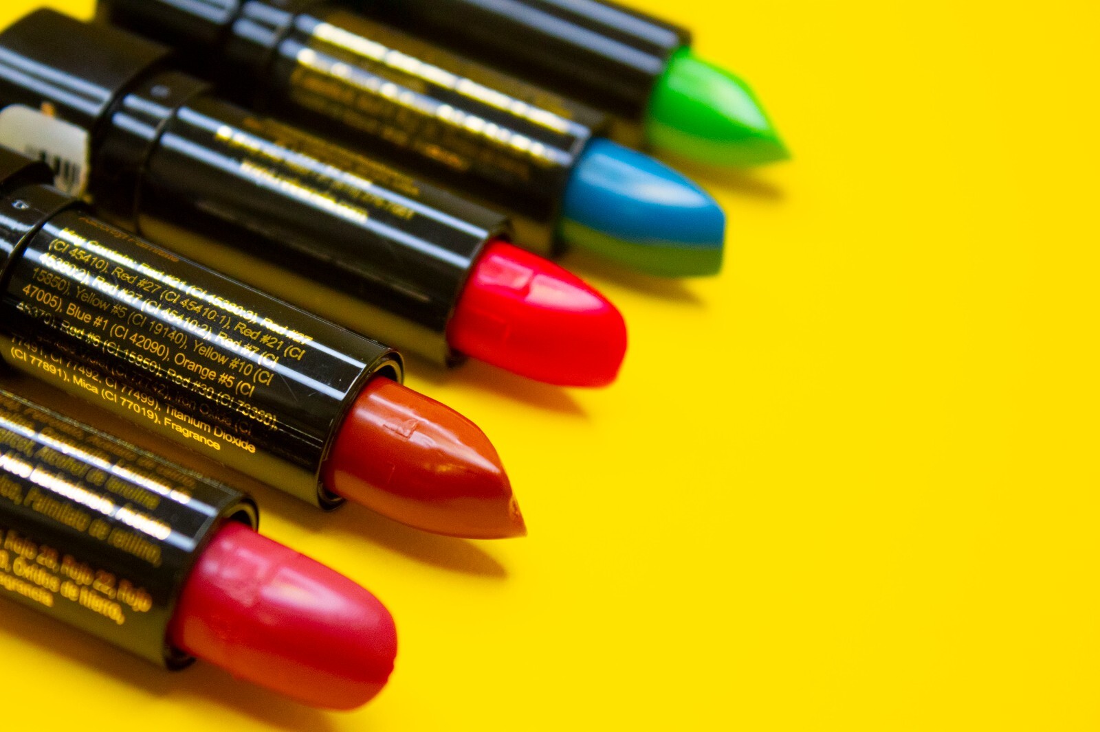 Mood Lips Color Changing Lipstick Green