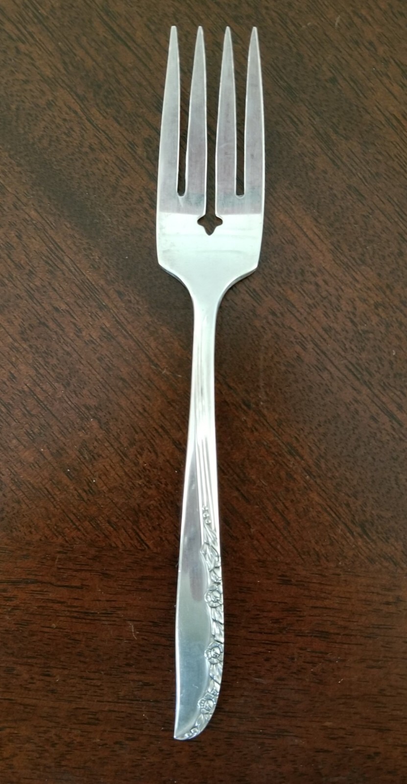 Lot of 4 Salad Forks 6 1/2" "Brittany Rose" Wm. A. Rogers Oneida Silverplate