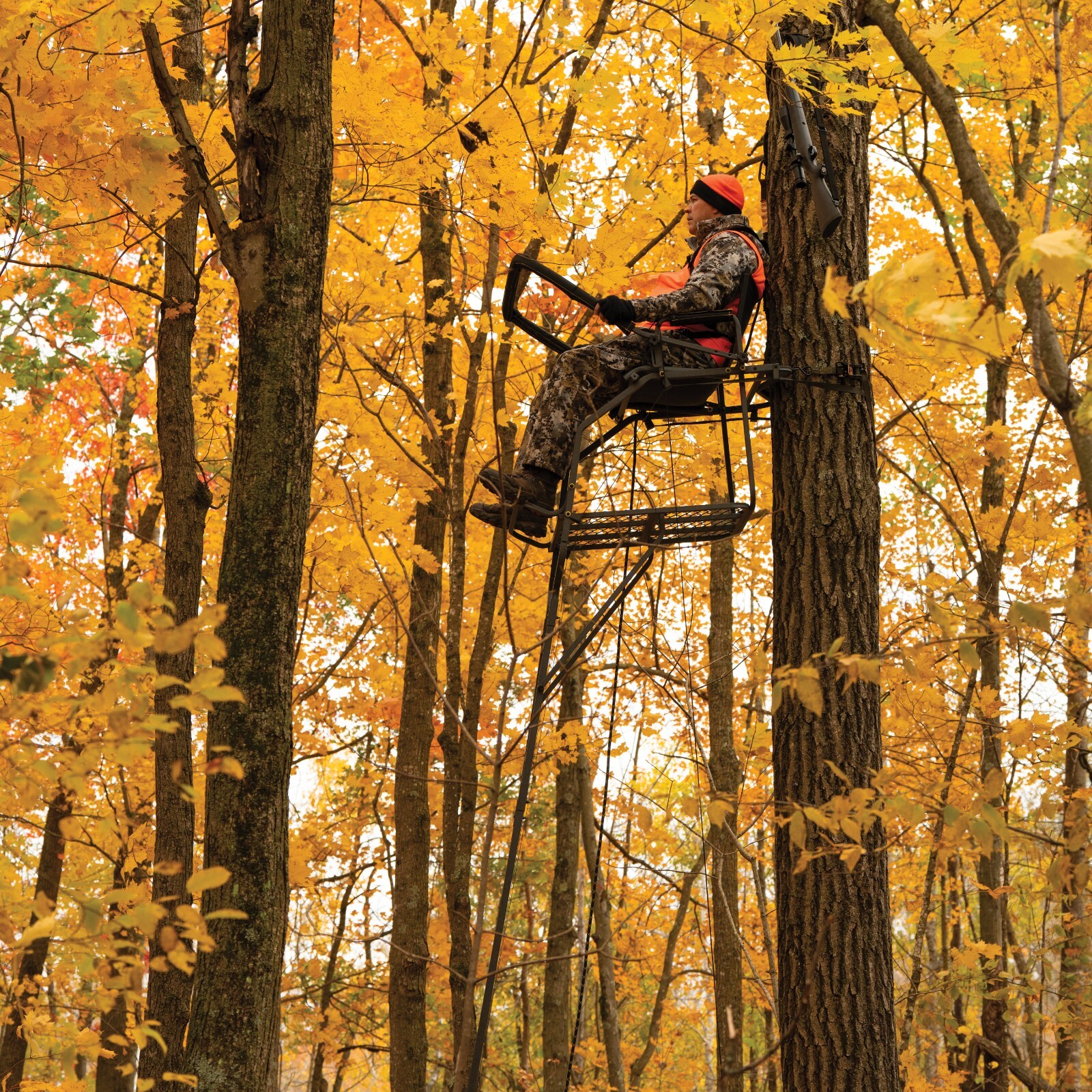 Rivers Edge® Big Timber™ 1.5 Man Ladder Stand, 18’6” Height, RE677