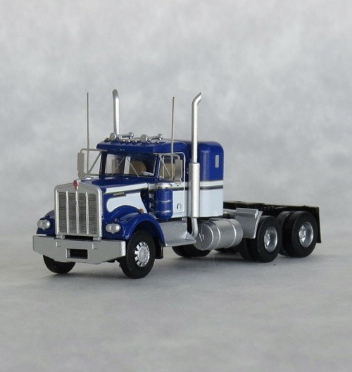 N TRAINWORX  49034 Kenworth W900  36" Seminole  blue/white  Truck