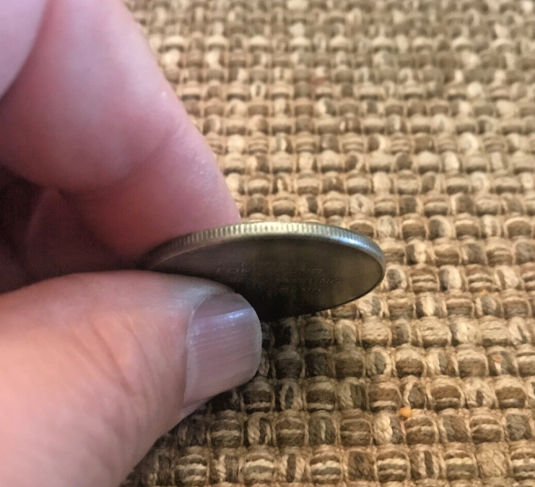 GERMAN EAGLE HONORS POLICE WWII COMMEMORATIVE COIN