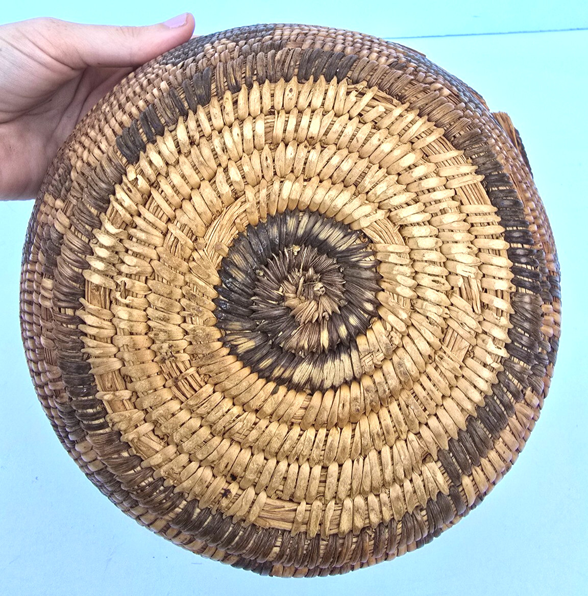 Apache Native American Figural Woven Handmade Basket w/ Human Figures