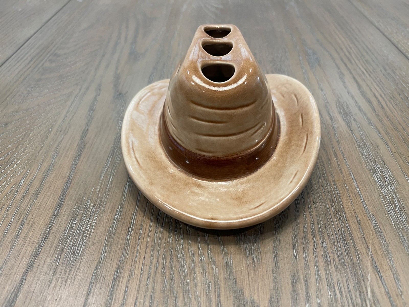 DONISA 1992 Vintage Cowboy Hat Toothbrush Holder Western Bathroom Accessorie