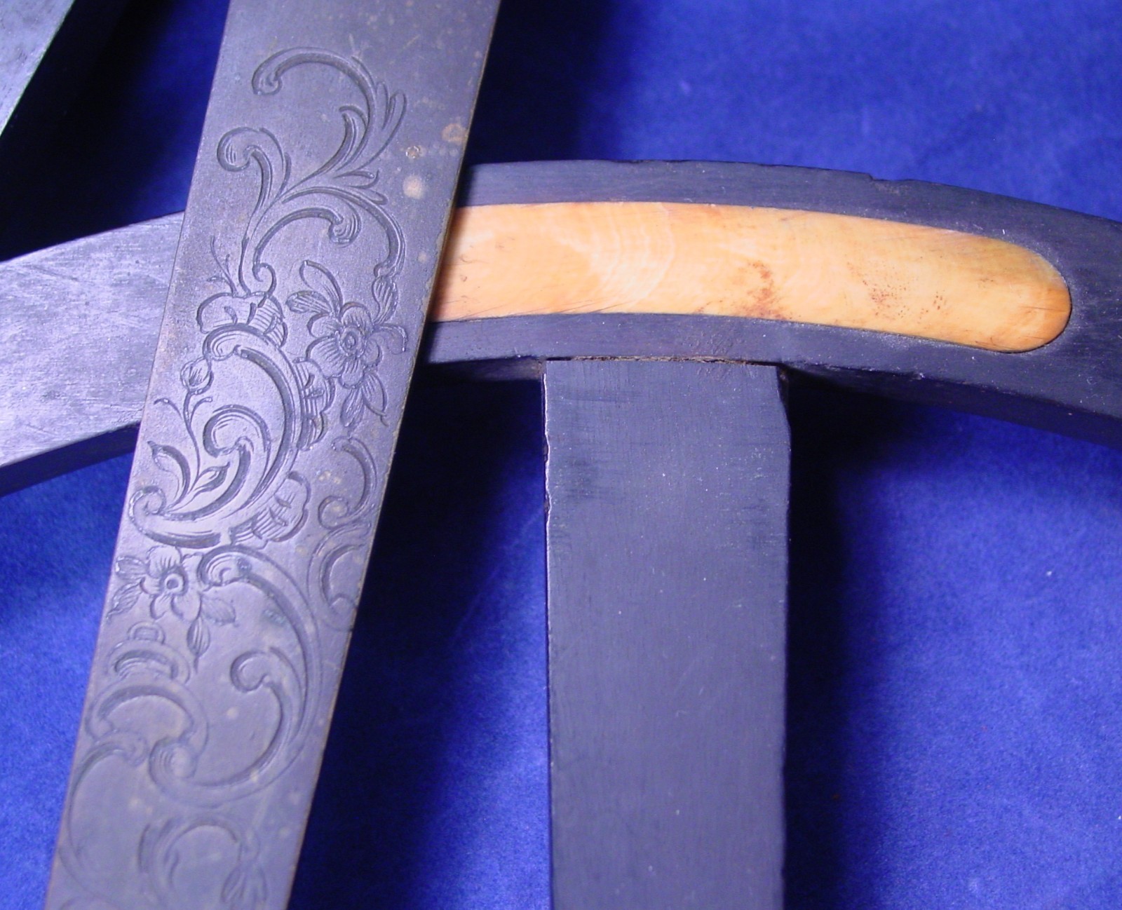 18th Century James Chapman Large 17" Marine Hadley's Quadrant Scroll Work on Arm