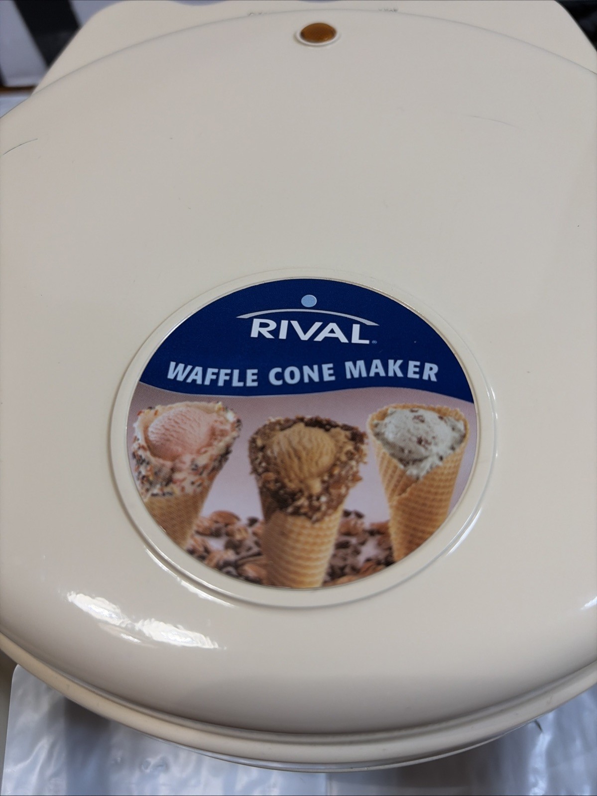 Rival Homemade Waffle Cone Bowl Maker Model WC800 Pizzelle Iron Maker No Roller