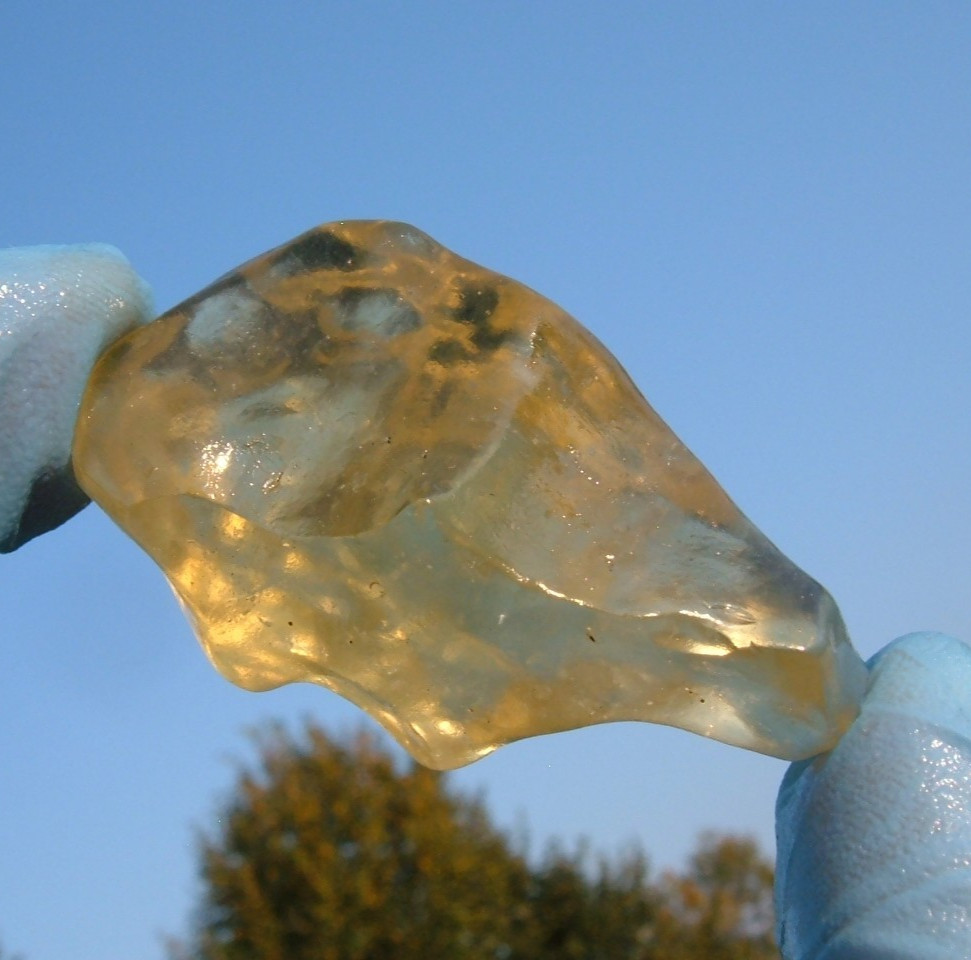 Libyan Desert Glass Meteorite Tektite impact specimen( 148 crt)Super Gem- AAAA+