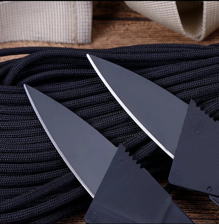Folding Thin Cardsharp Knife Black Razor Sharp Wallet Credit Card Survival Tool