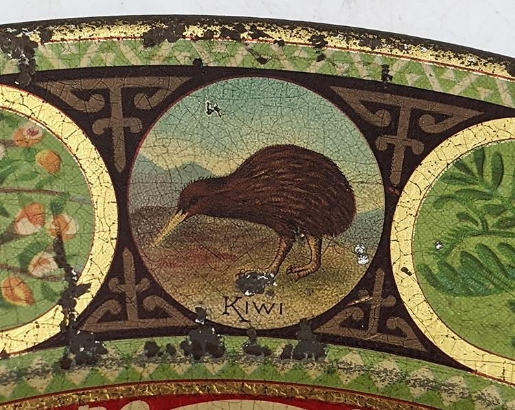 MAORI CHIEF NEW ZEALAND ILES ROTORUA PHOTOGRAPHIC TOLEWARE DISH c1901-1905