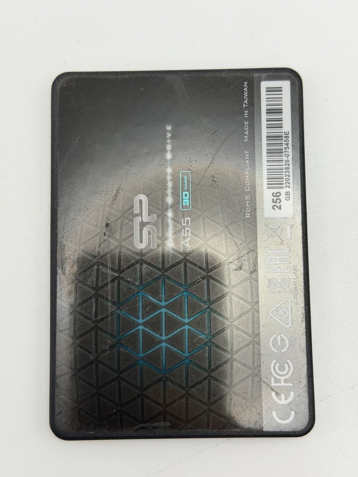 250GB / 256GB SATA 2.5" SSD - Mixed Brands, Tested/working HIHG Health, 1pc