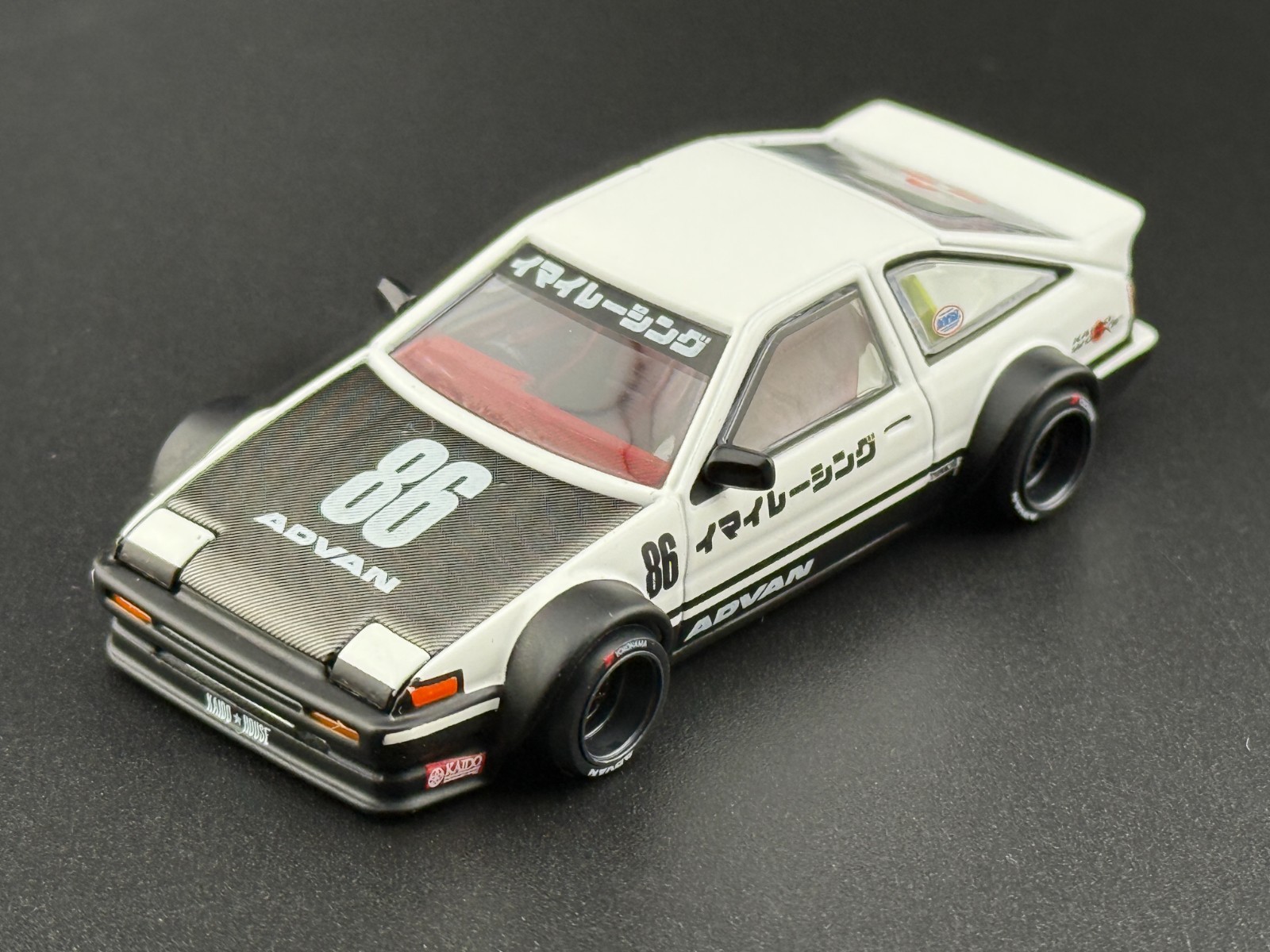 Kaido House x Mini GT Toyota AE86 Sprinter Trueno Kaido Street V1 #180 1/64