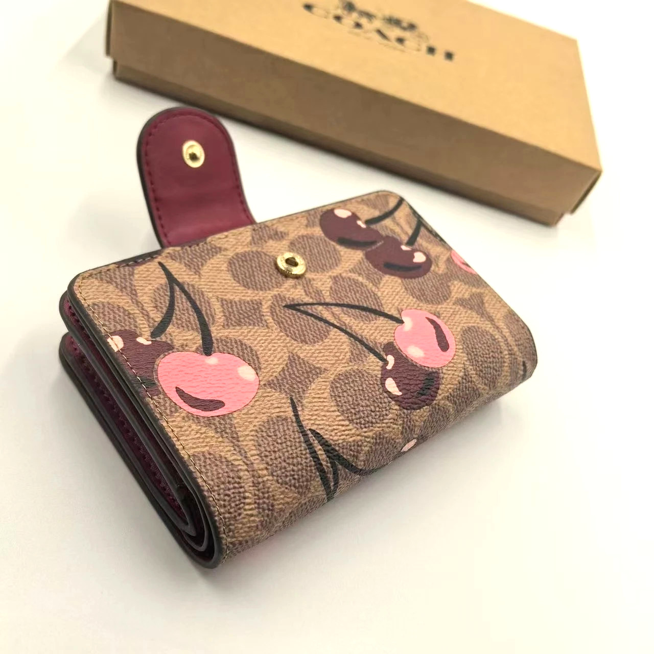 Coach Med Corner Zip Wallet Clutch CZ342 Brown Signature Canvas Cherry Print