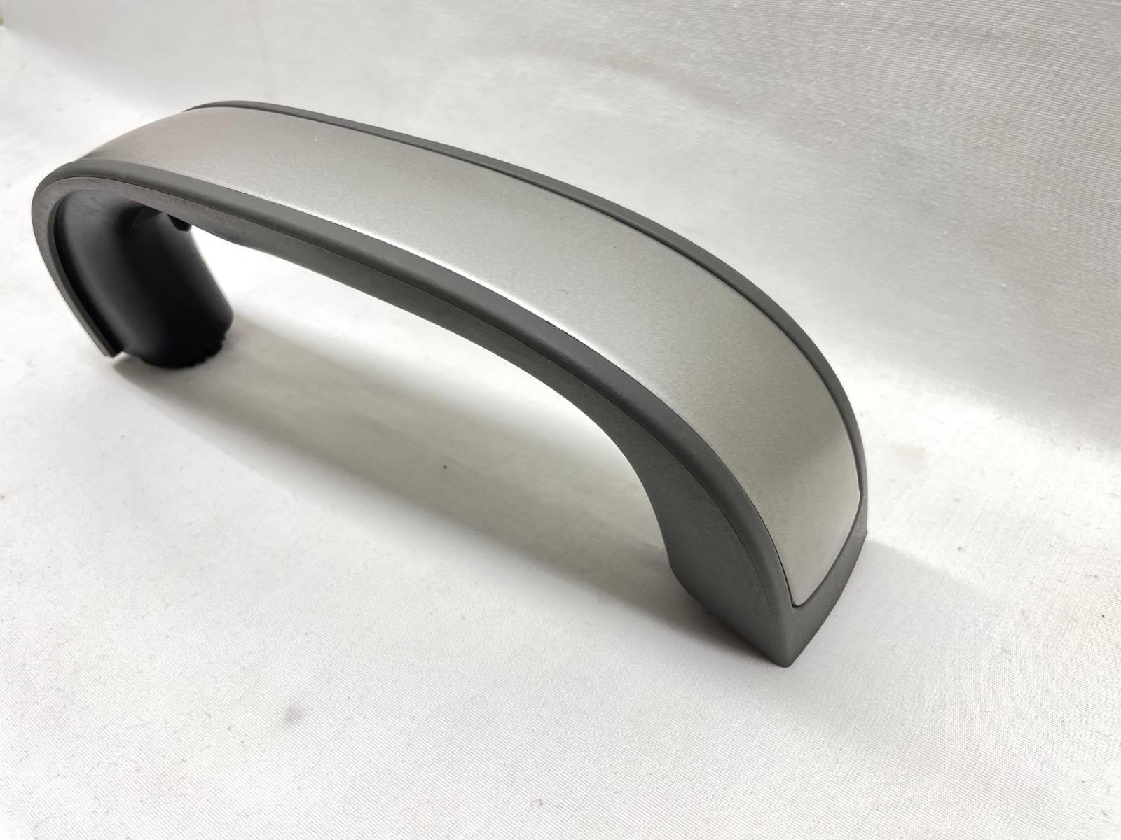 2007 2008 2009 SILVERADO SIERRA FRONT PASSENGER DOOR PANEL PULL GRAB HANDLE GRAY