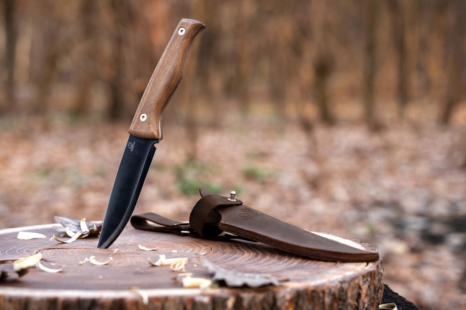 Carbon Steel Fixed-Blade Bushcraft Knife with Leather Sheath BeaverCraft BSH3