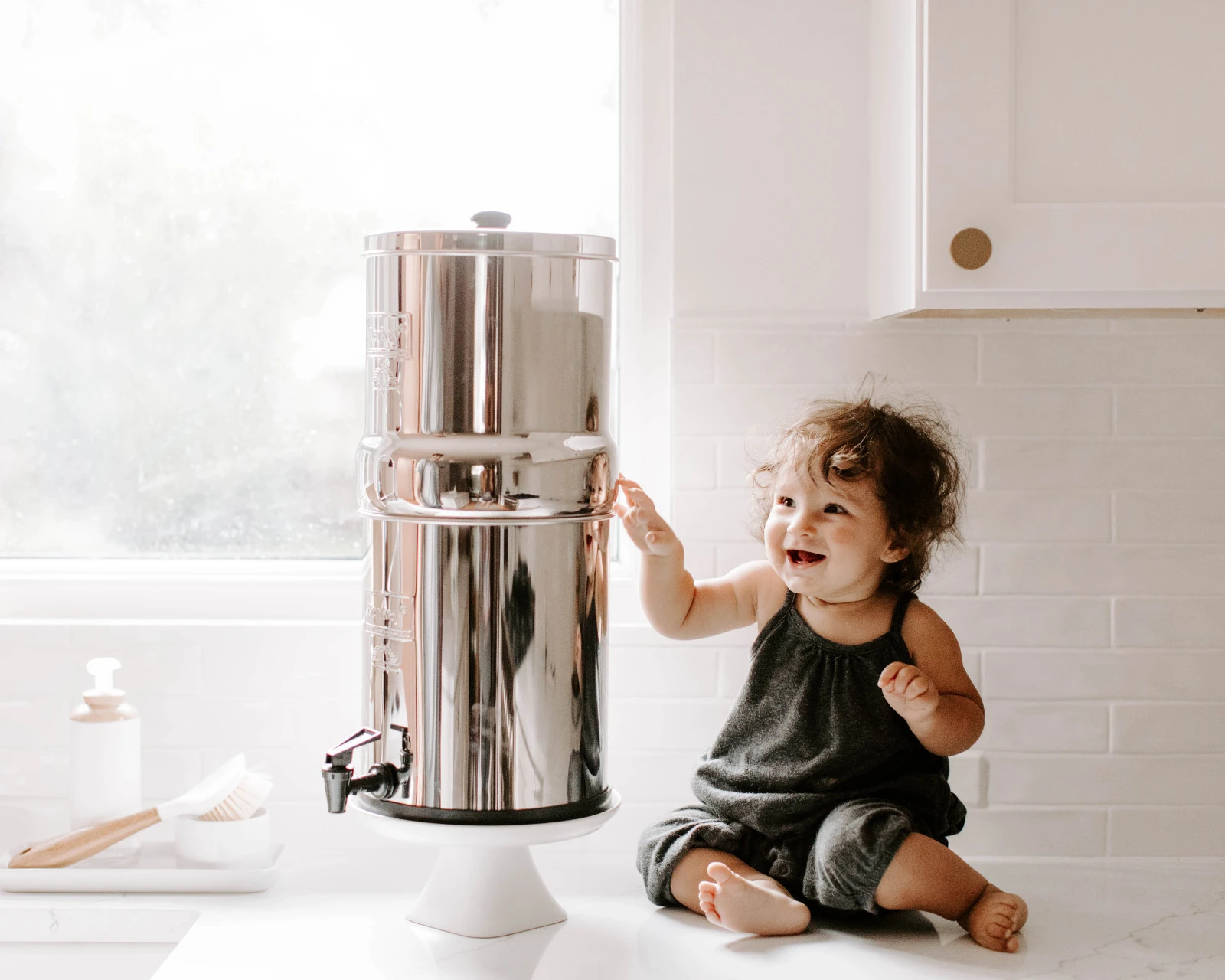 BLEMISHED Berkey Water Filter System & Certified Boroux Foundation Black Filters