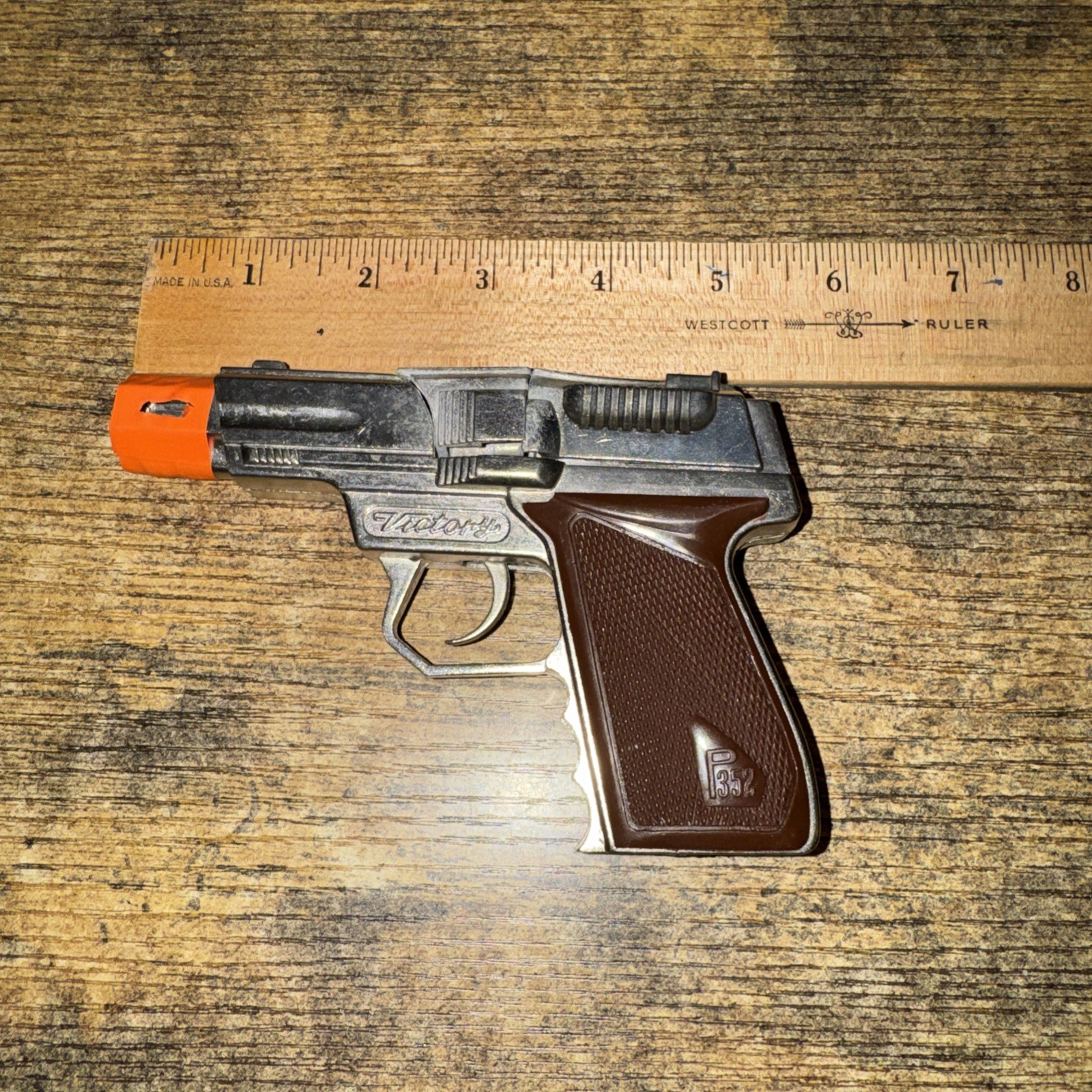 Vintage Victory P352B 352 B b&a B+A Diecast Toy Cap Gun