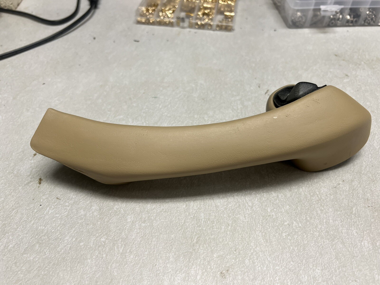 After Market 96-02 BMW Z3 Interior Door Pull Handle Left Driver Side TAN