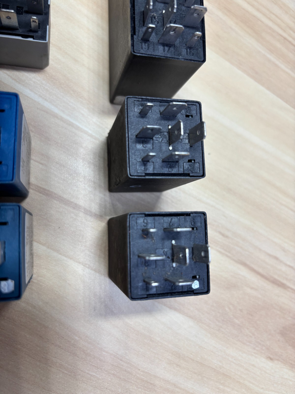 996 911 986 Boxster Miscellaneous Porsche Electrical Relays