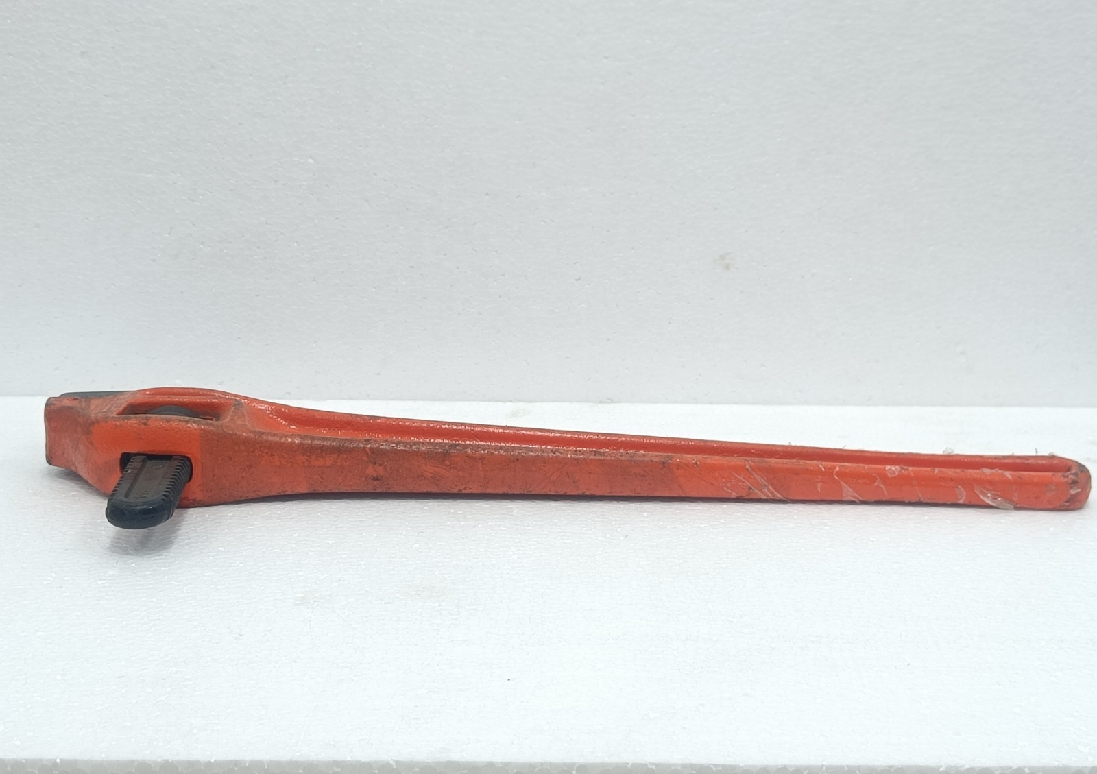 RIDGID 24 IN HEAVY DUTY OFF SET PIPE WRENCH MODEL 89445 CAST IRON USA MADE 24"
