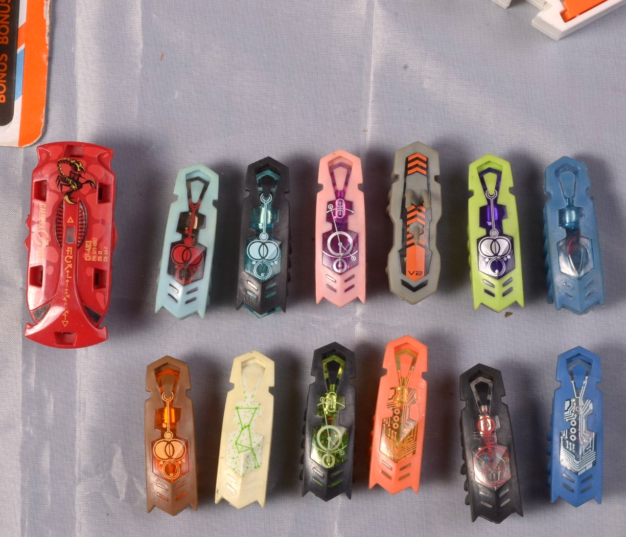 Hexbug Nano Nitro 5-Pack 1 Glow In Dark New + 13 Bugs 4 Remote 8 Platform