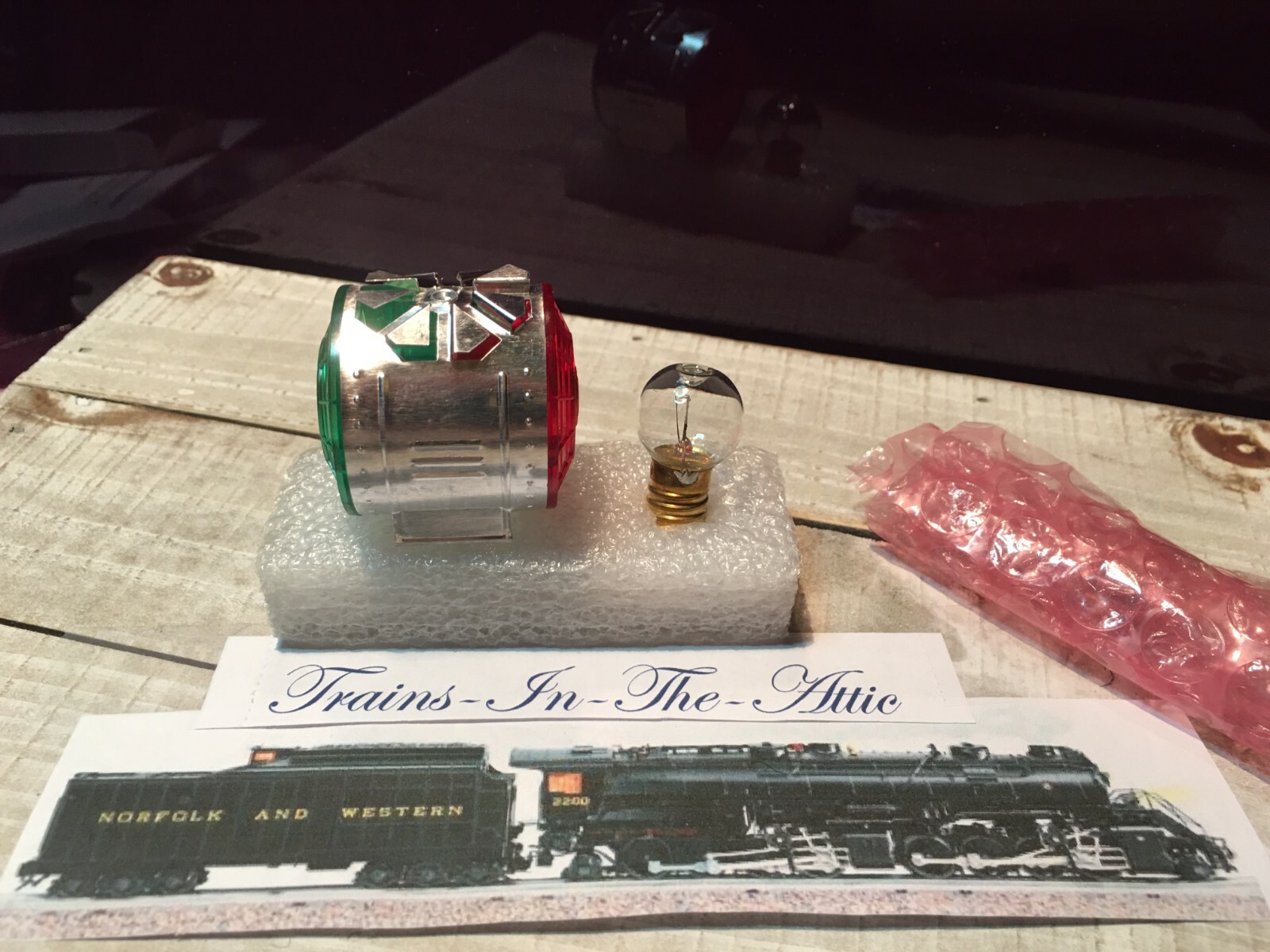 Lionel 394-37 ROTARY BEACON TOP WITH CORRECT DIMPLE BULB