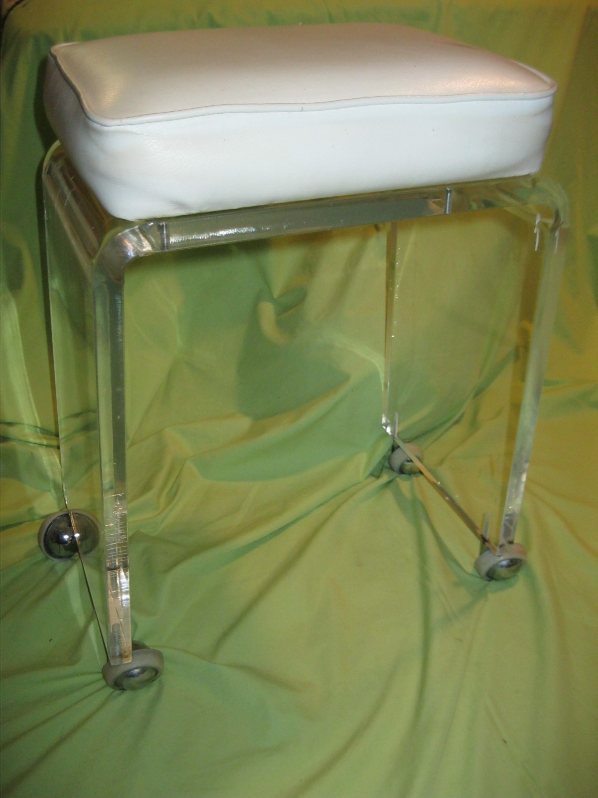 Vintage 1970's MCM Heavy Lucite RIALTO Vanity Stool WATERFALL BENCH Vinyl Seat