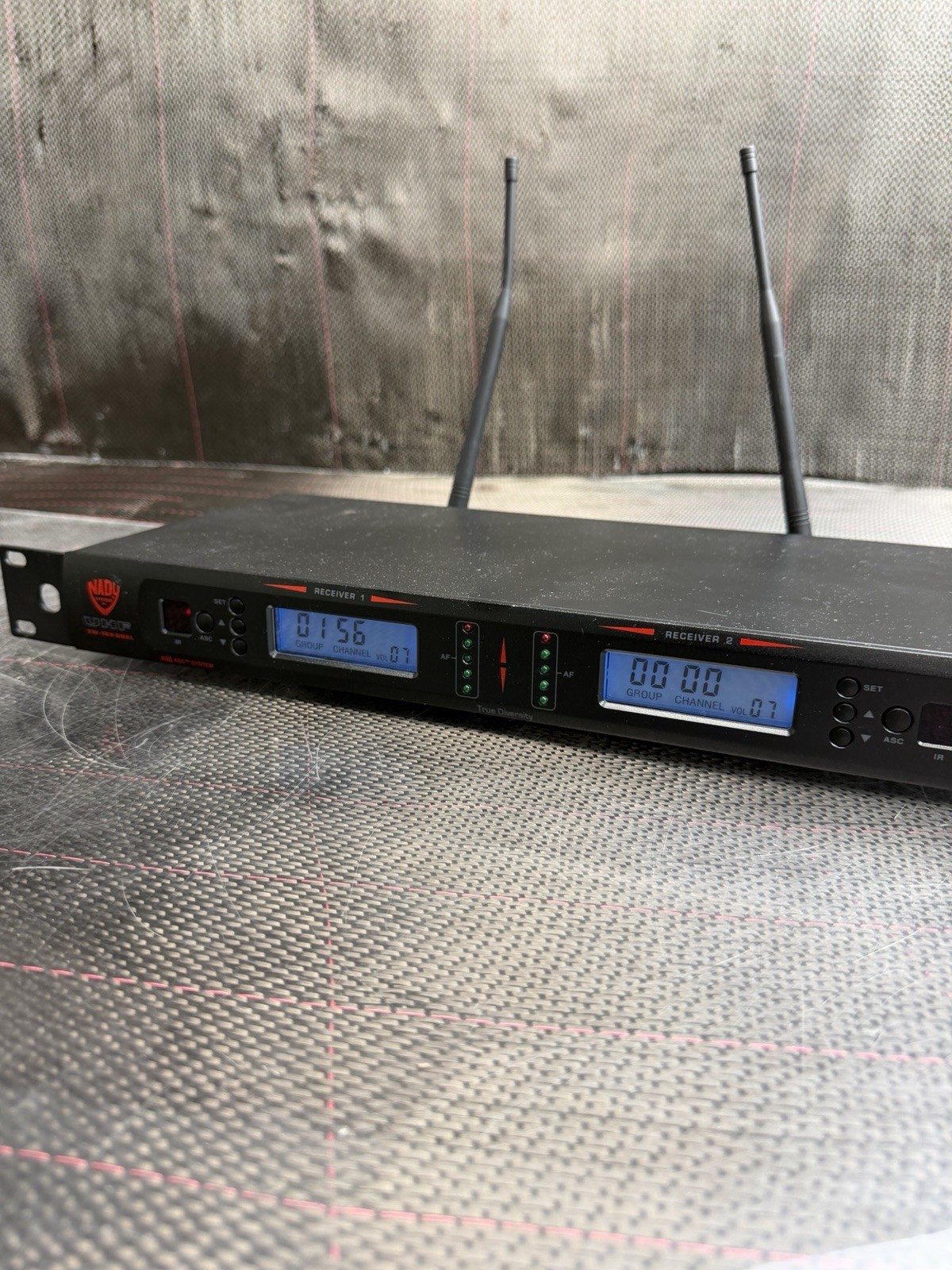 Nady 2W-1KU *Receiver Only* 1,000-Channel Dual UHF Ships Fast VGC!