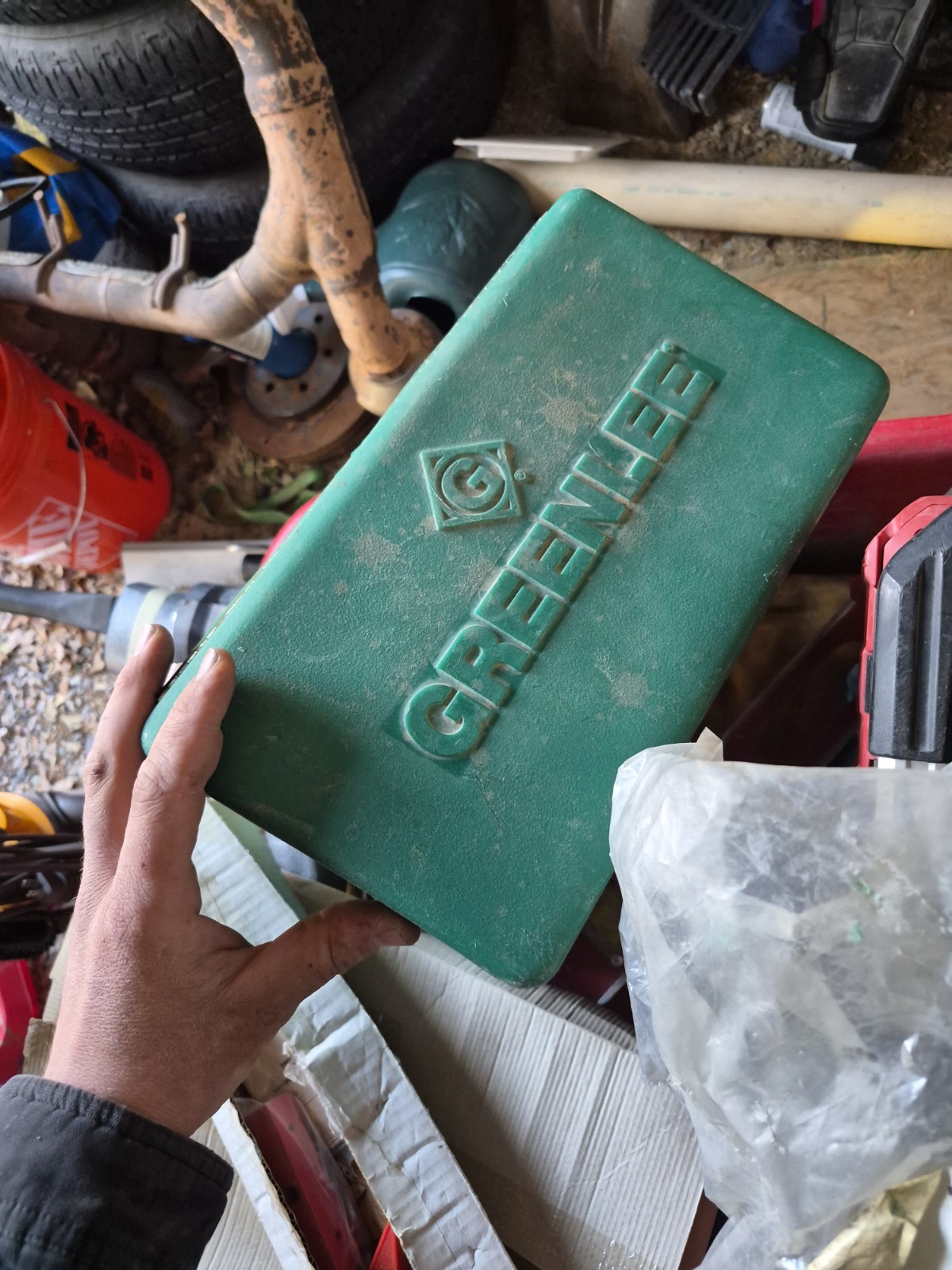 Greenlee Fishing Box 690 Attachments And Accessories