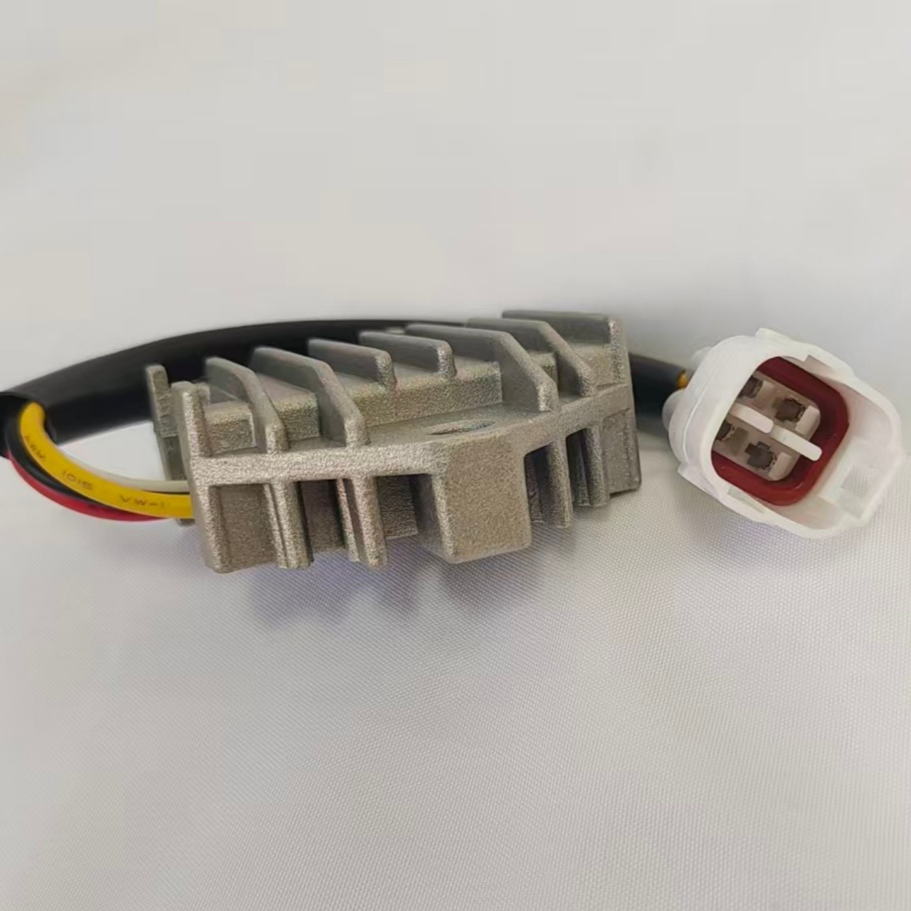 2004 - 2009 YAMAHA YFZ450 YFZ 450 OEM RECTIFIER REGULATOR ASSY 5TG-81960-00-00