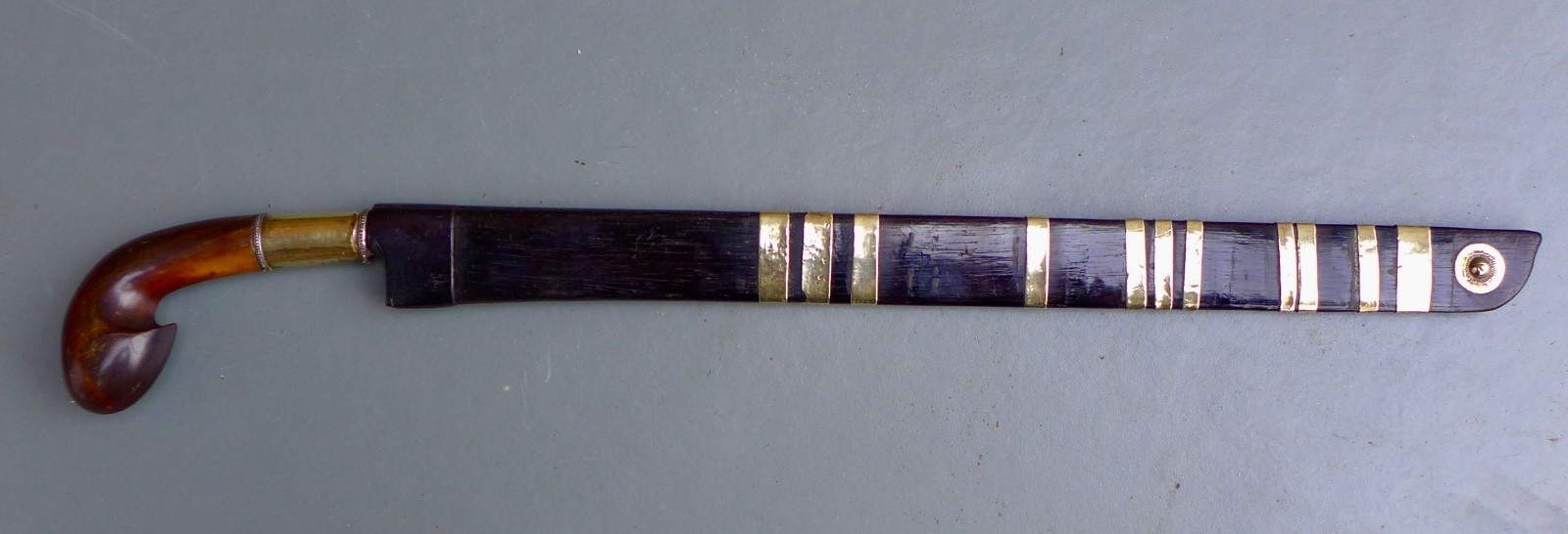 Nice and good Quality Karo Batak sword Indonesia Sumatra 19th. century no mandau